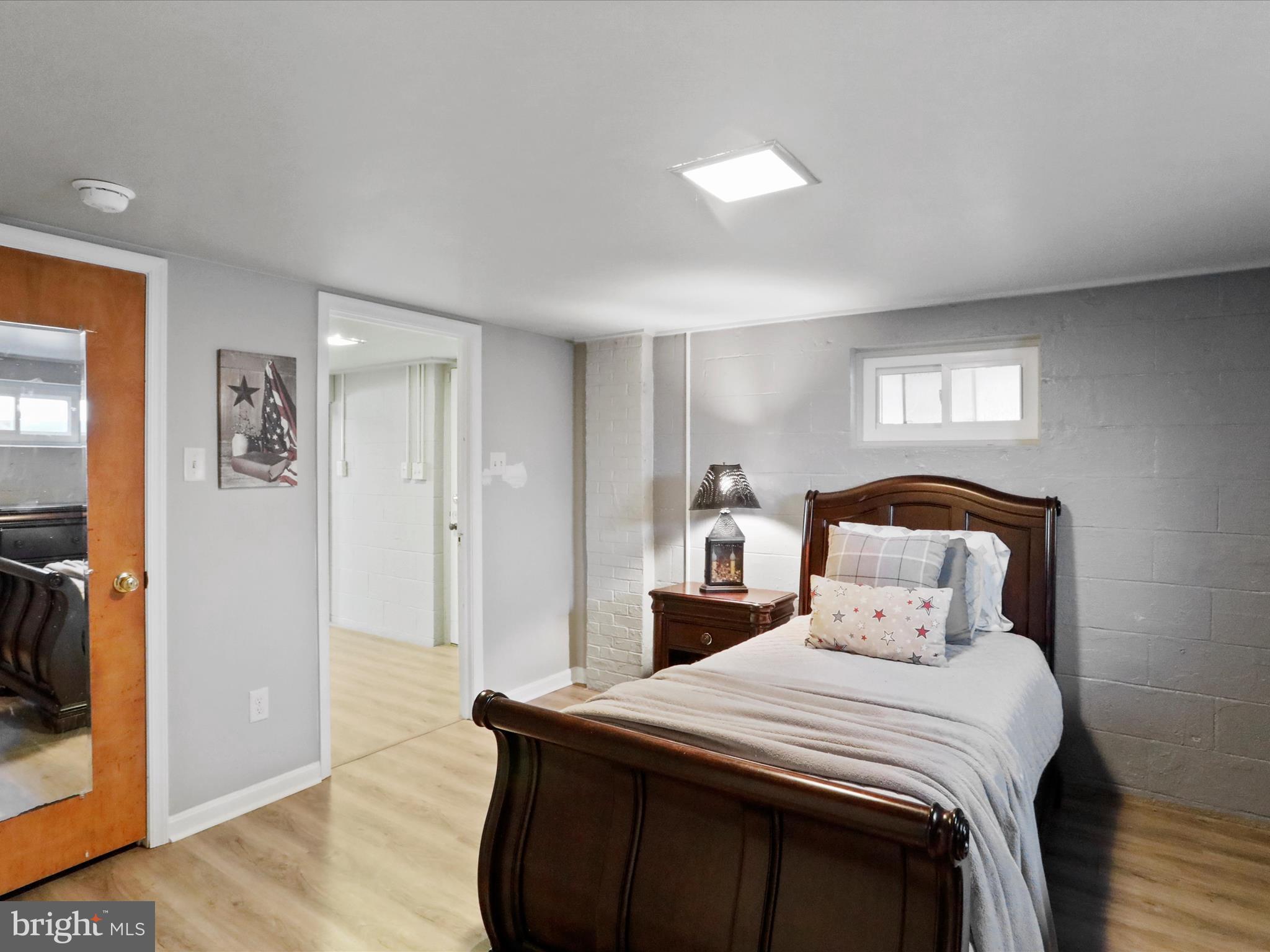 HAMILTON PARK - Residential