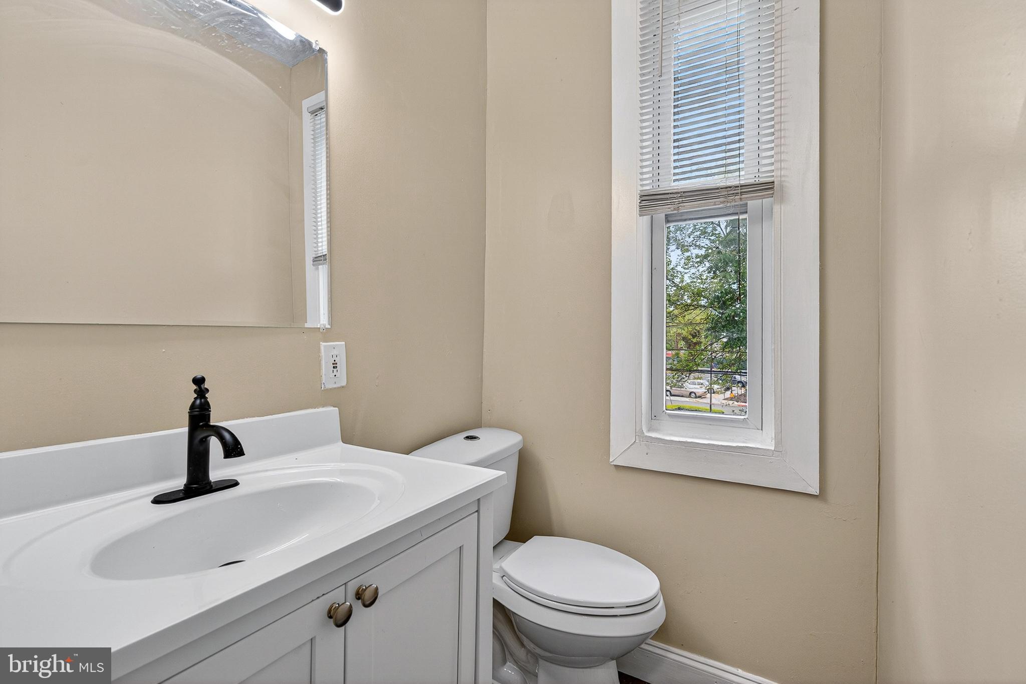 ARLINGTON - Residential