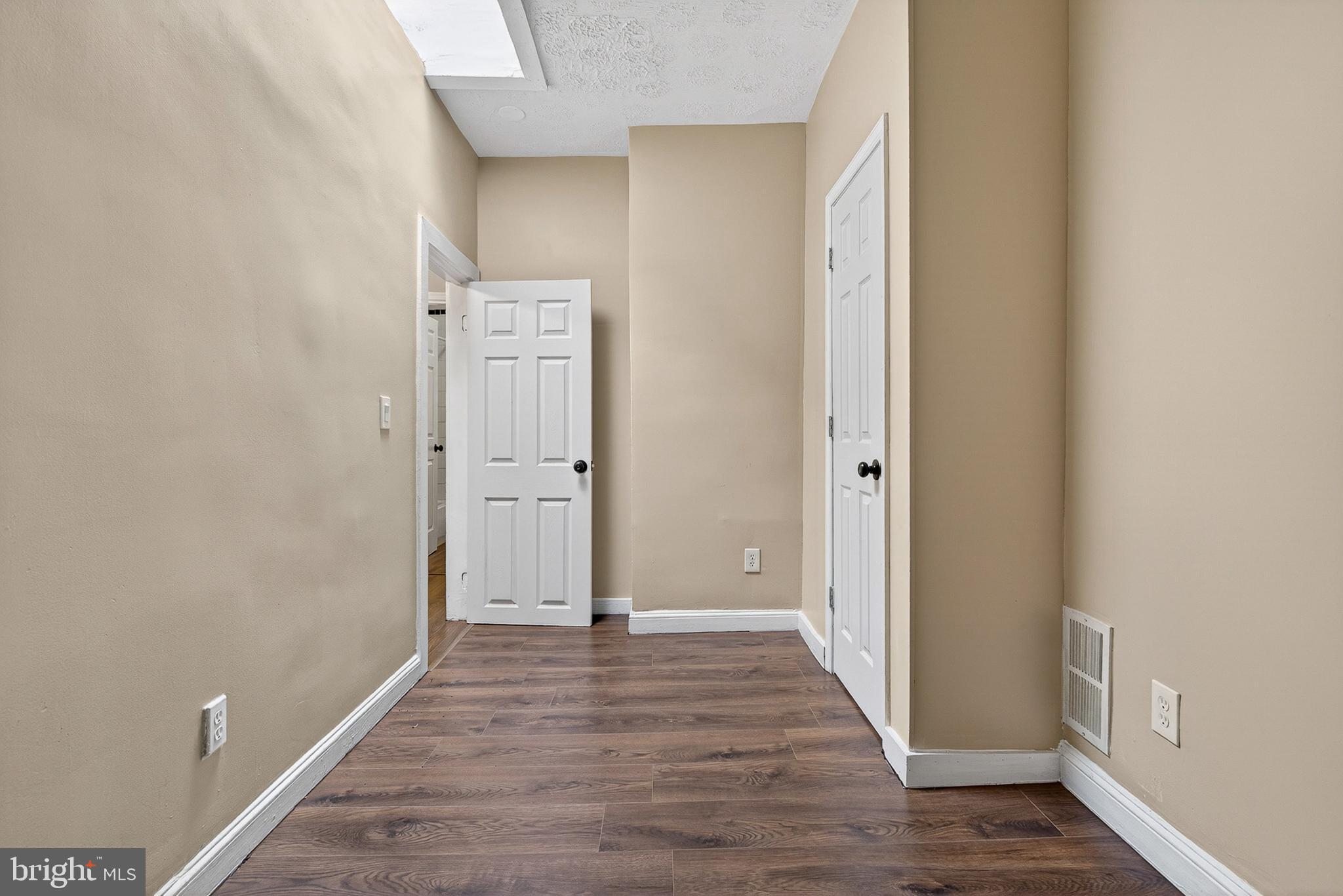 ARLINGTON - Residential