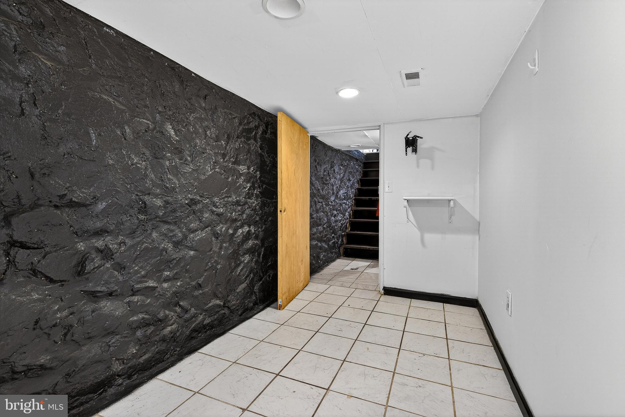 ARLINGTON - Residential