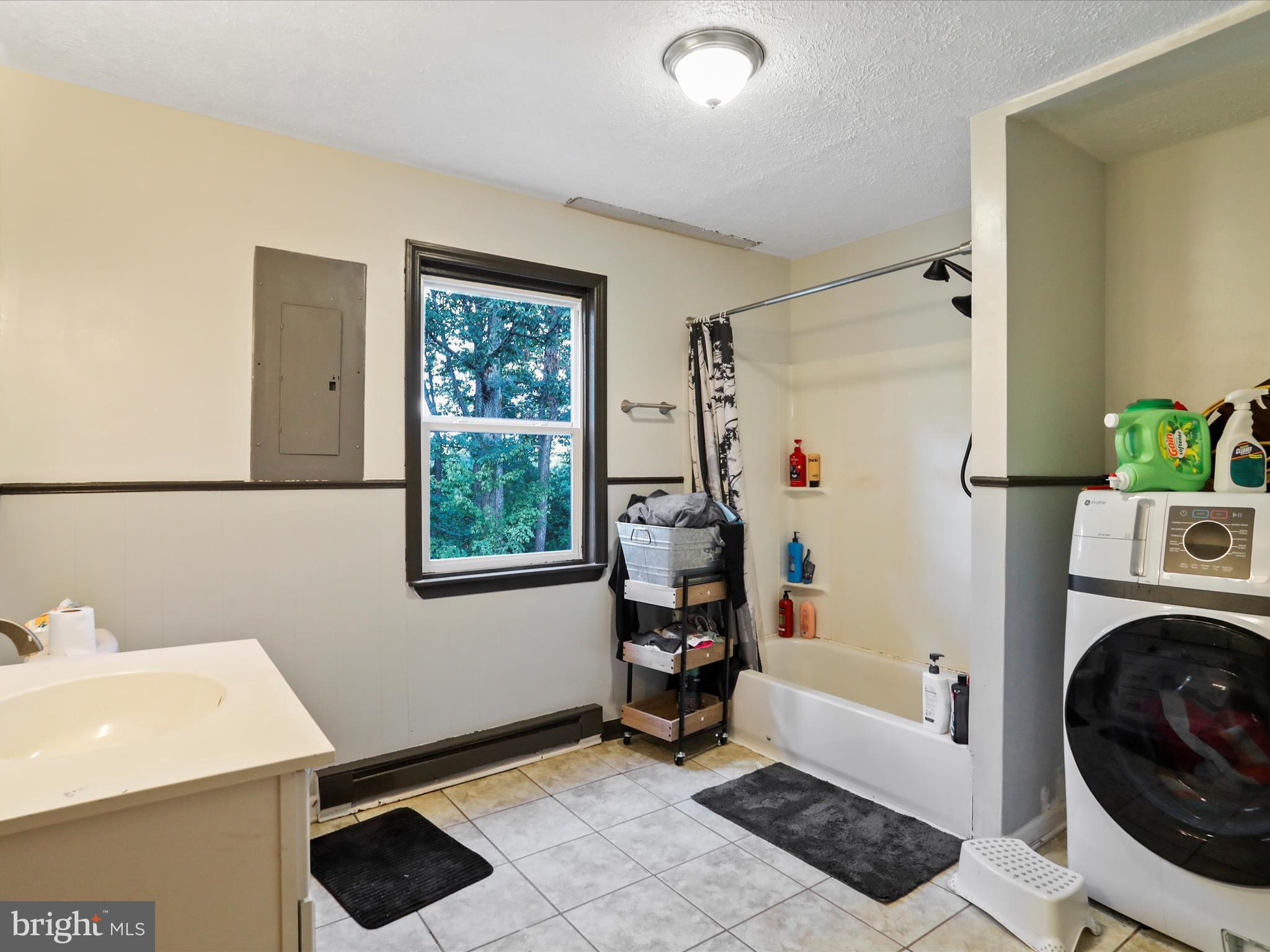 OAK RIDGE - Residential