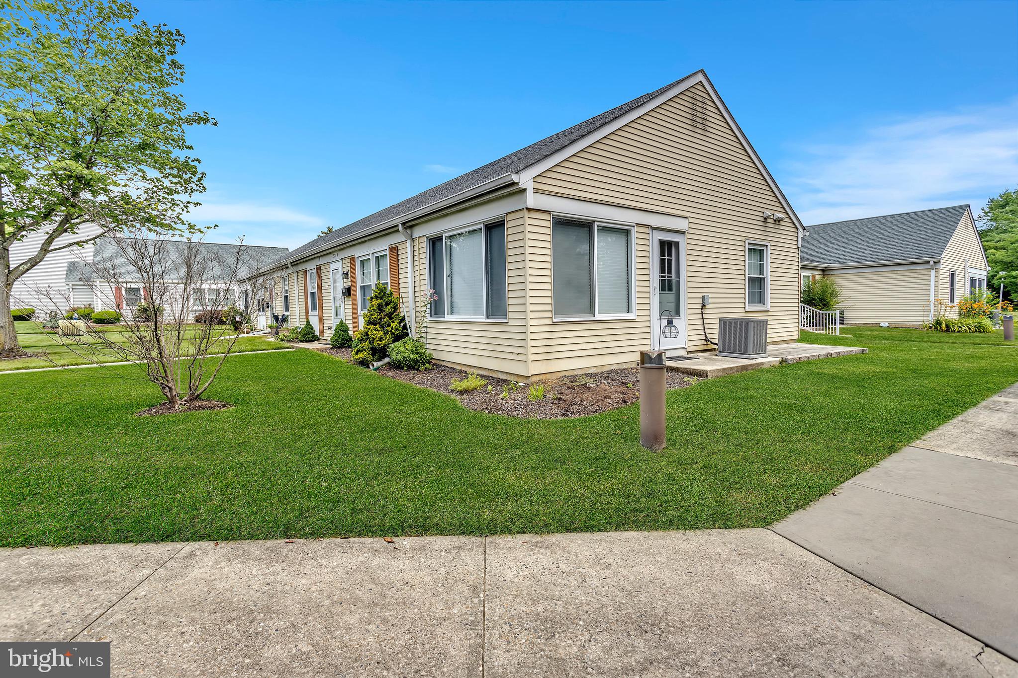 326 NANTUCKETT LANE A