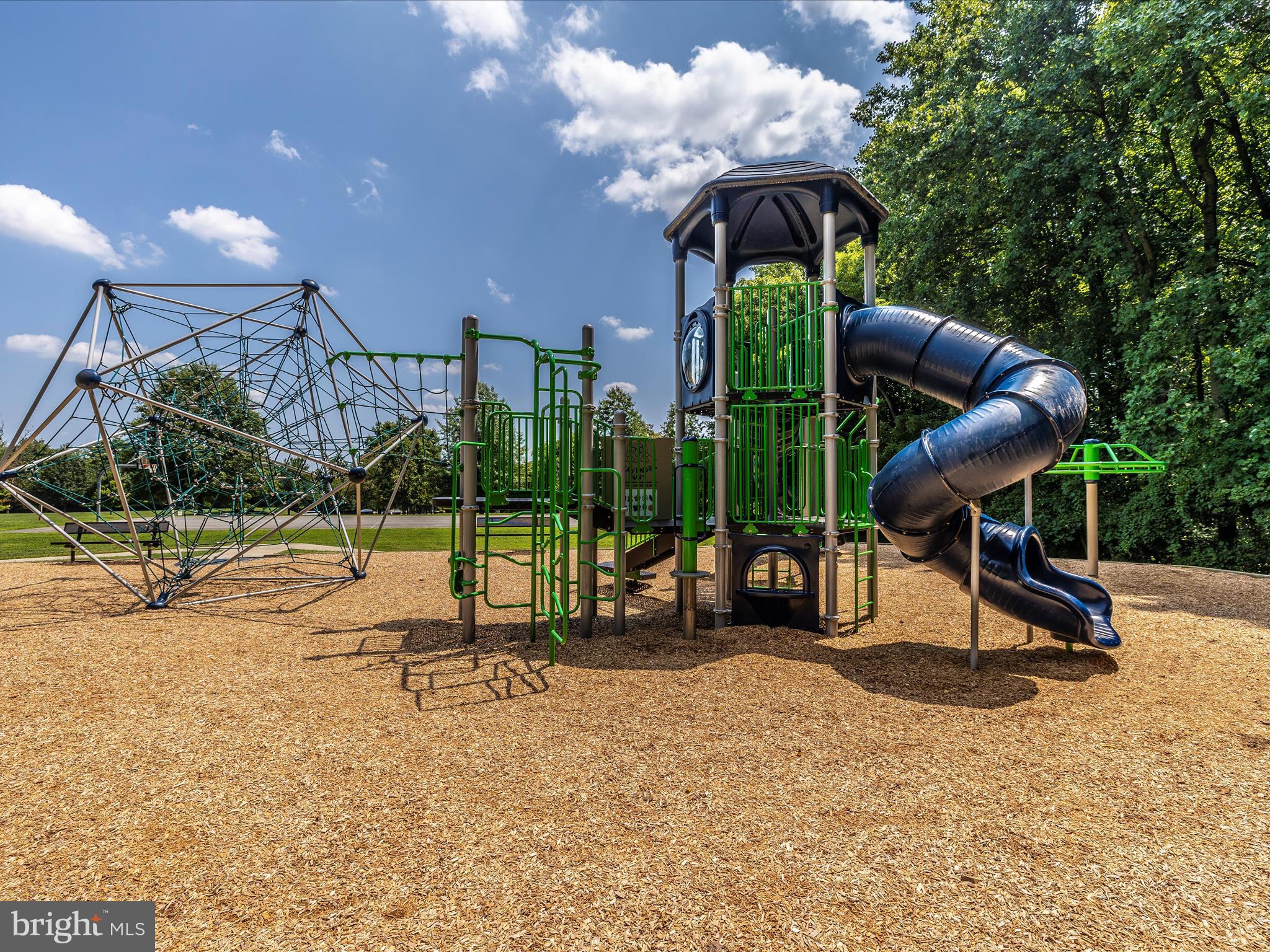 DEVONSHIRE EAST - Residential