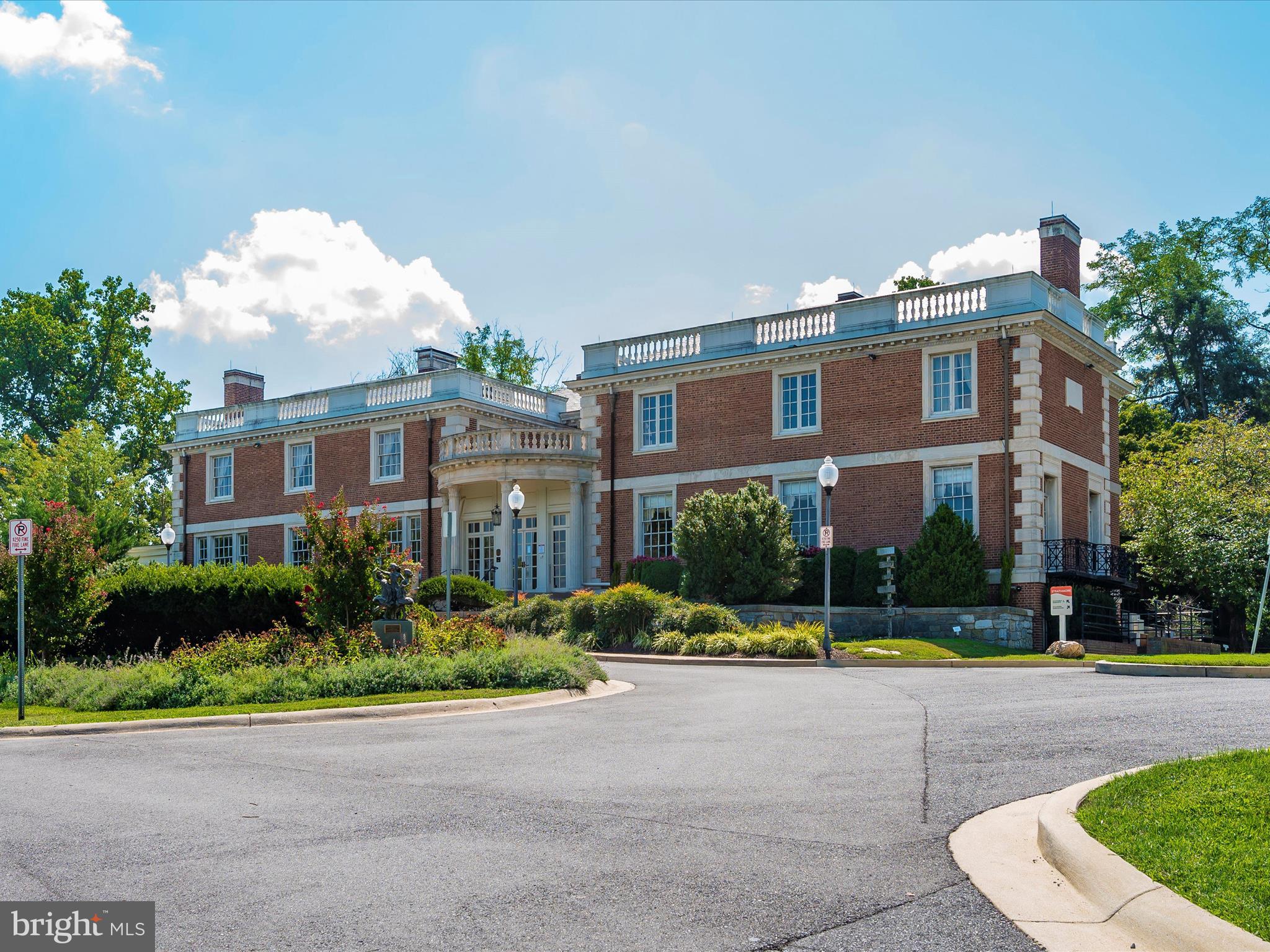 DEVONSHIRE EAST - Residential