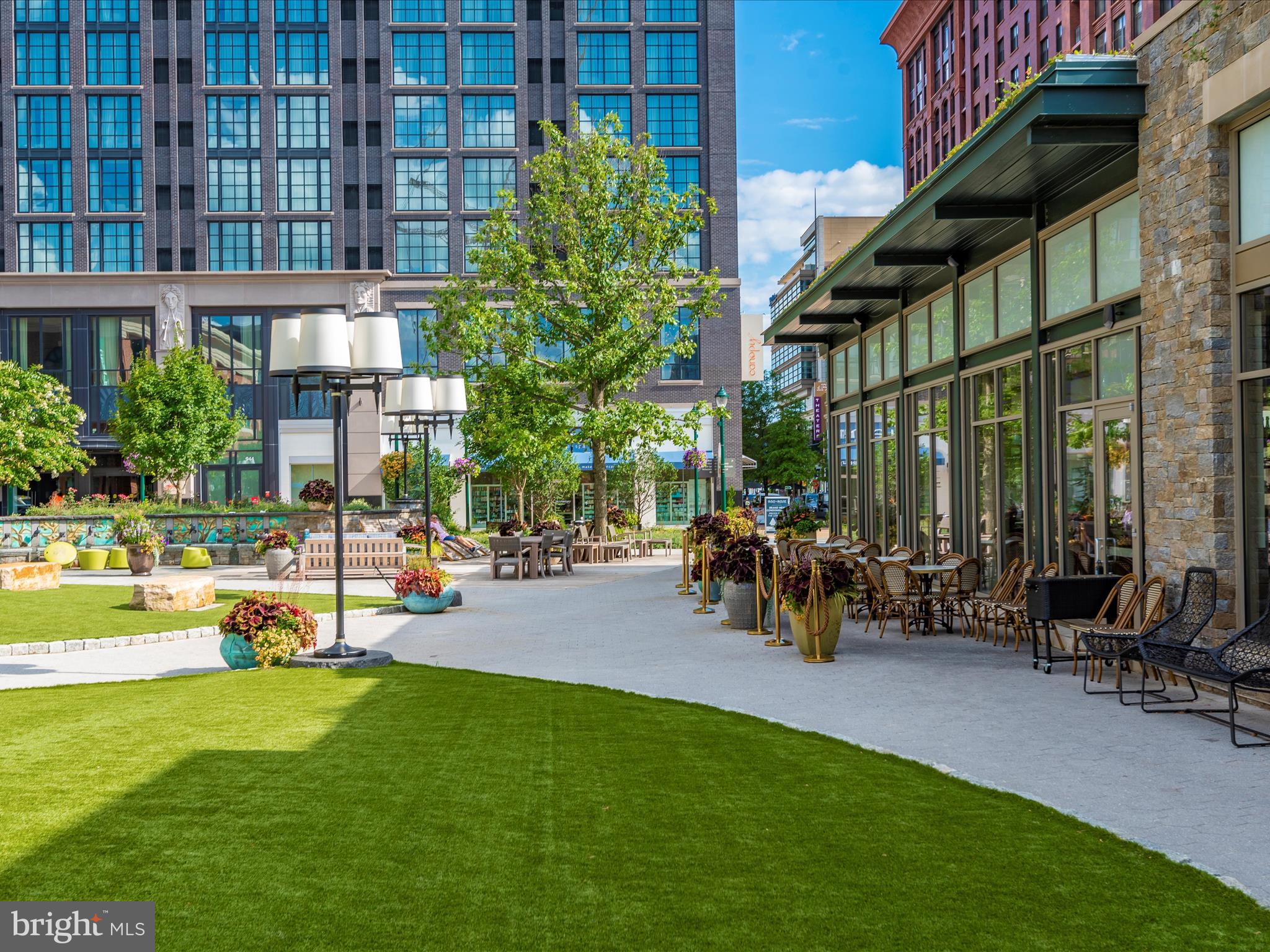 DEVONSHIRE EAST - Residential