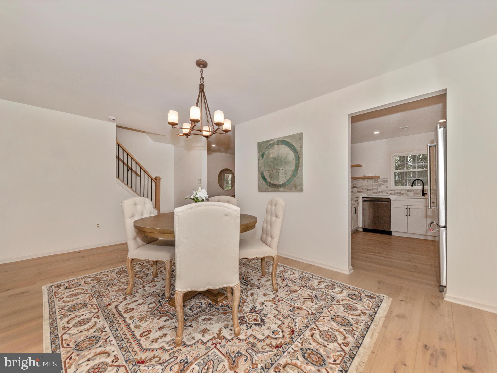 DEVONSHIRE EAST - Residential