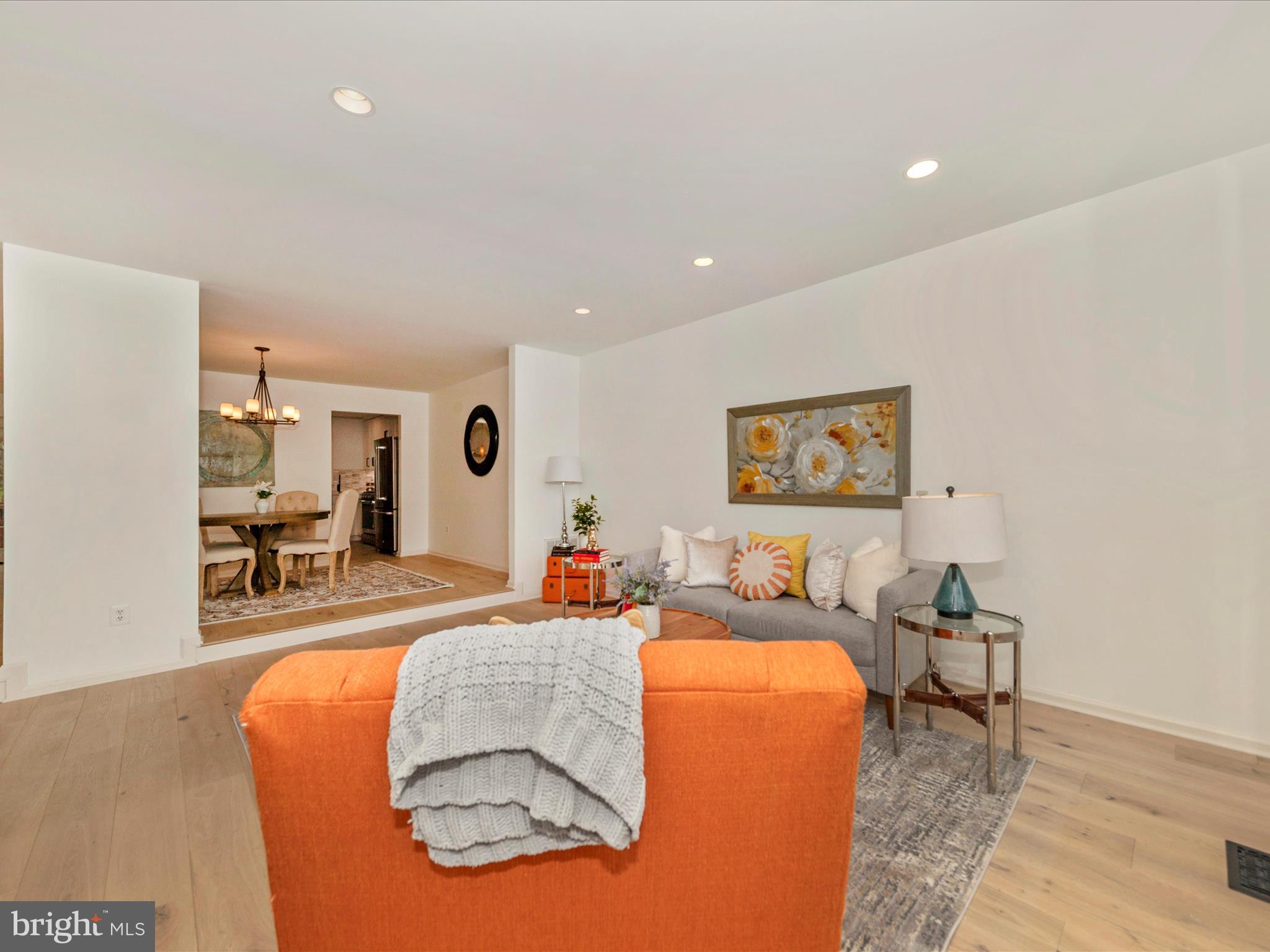 DEVONSHIRE EAST - Residential