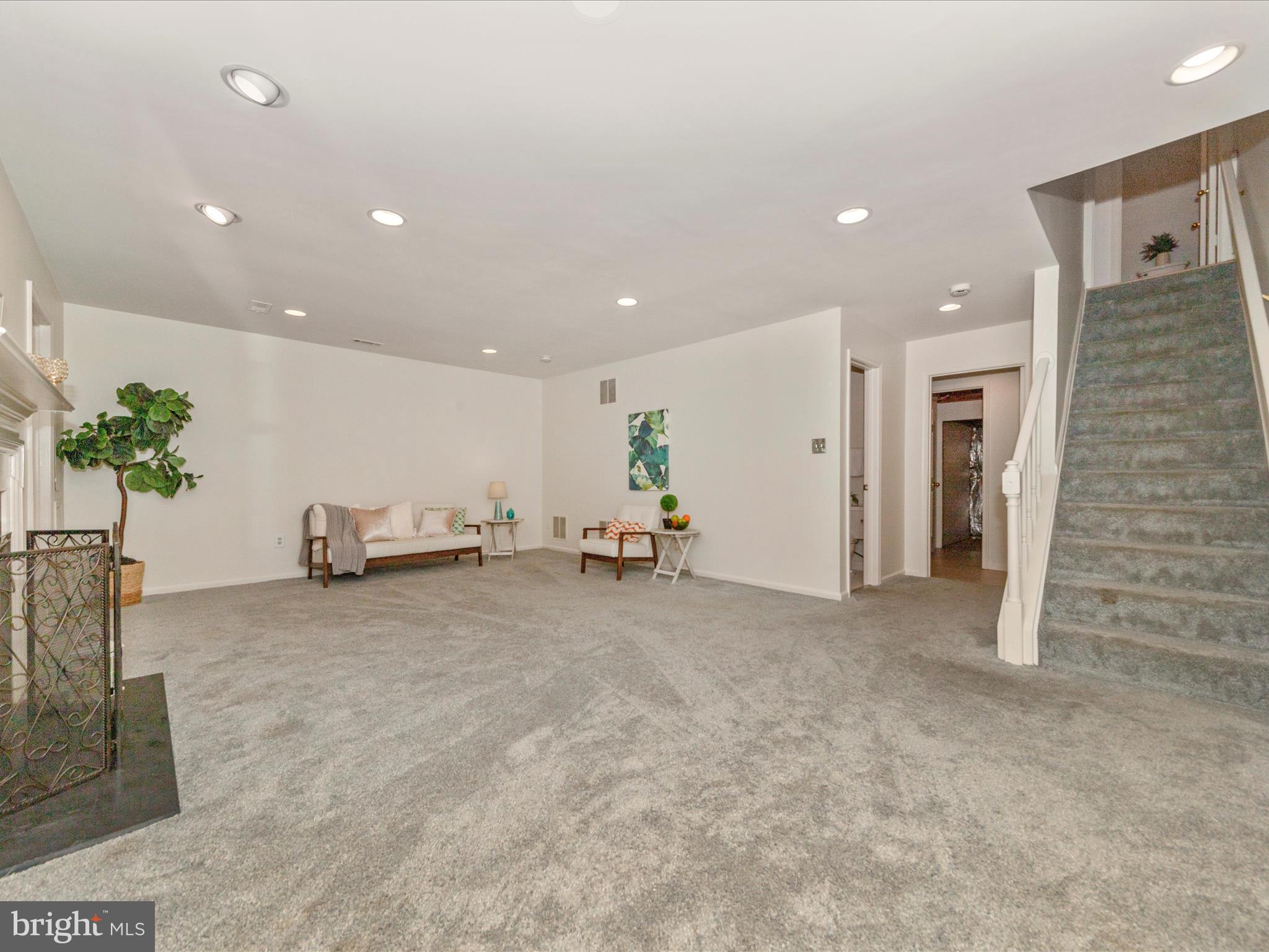 DEVONSHIRE EAST - Residential