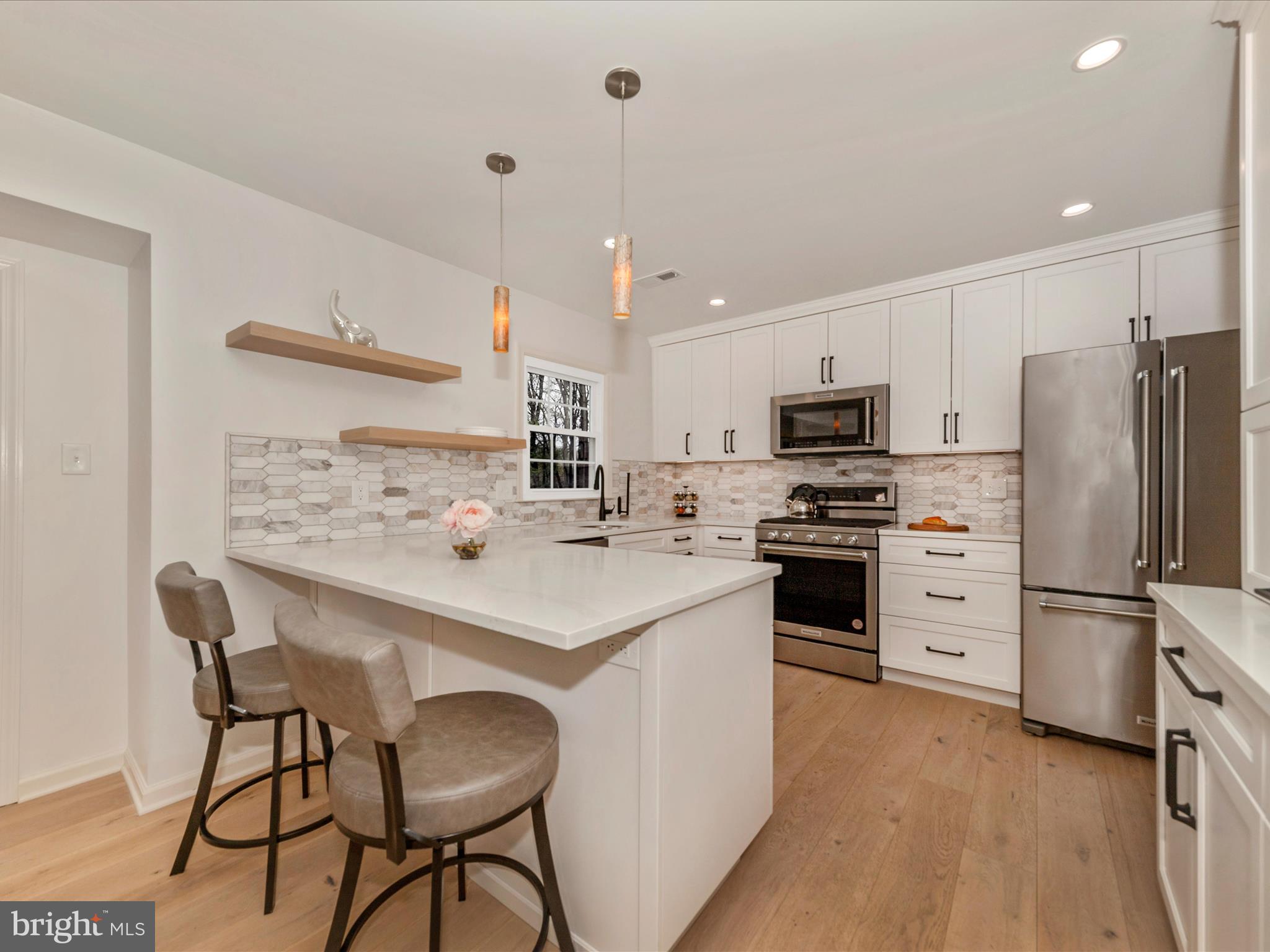 DEVONSHIRE EAST - Residential