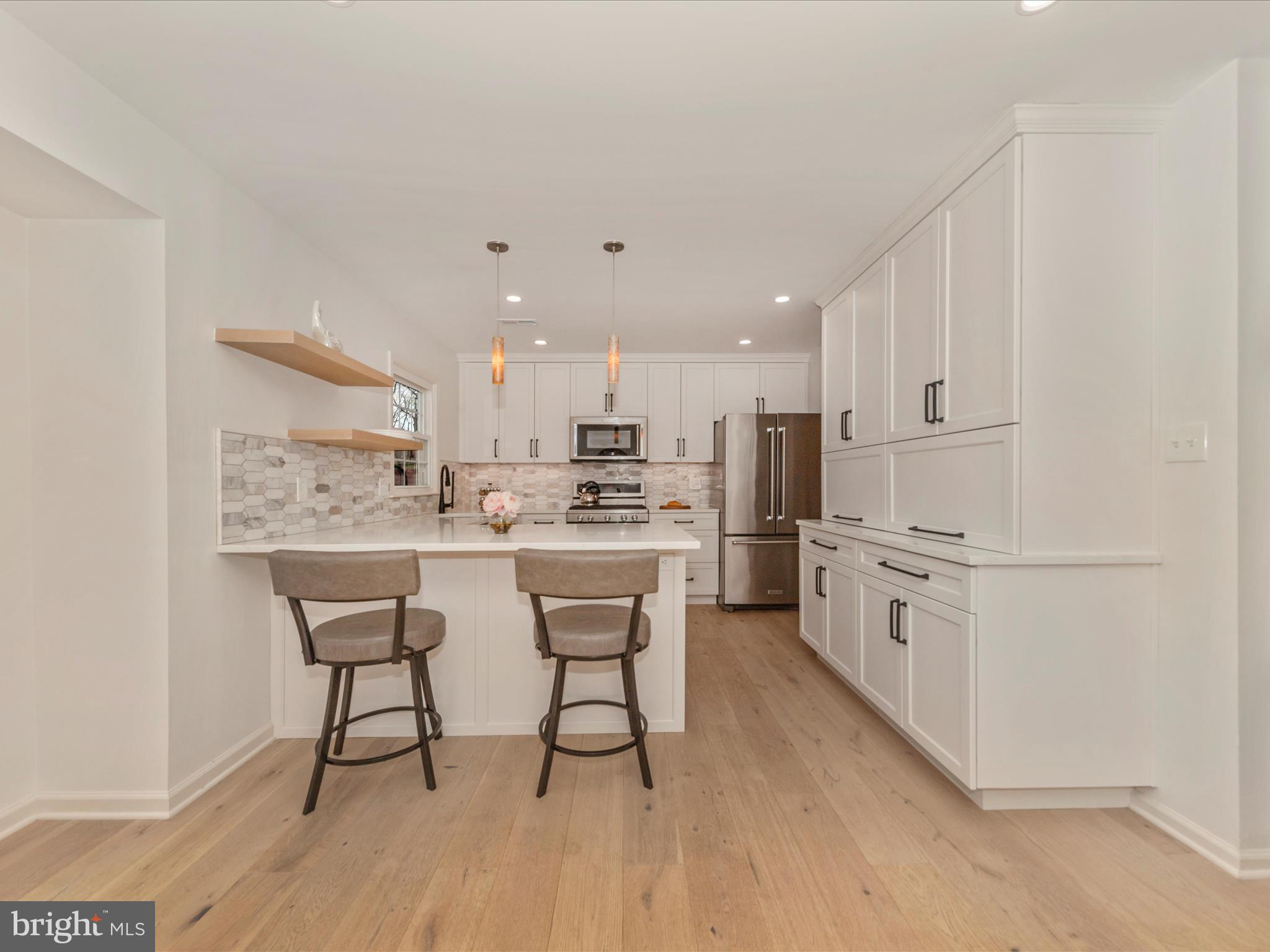 DEVONSHIRE EAST - Residential