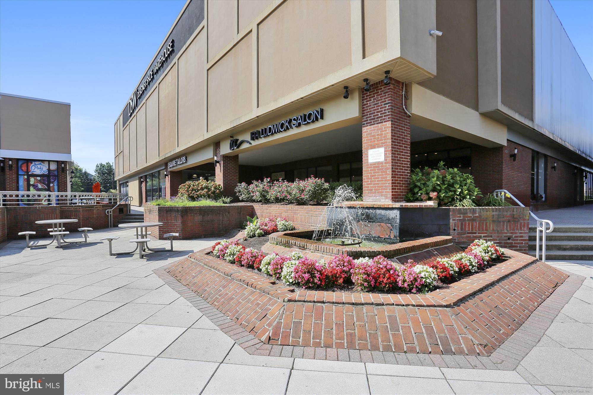 DEVONSHIRE EAST - Residential