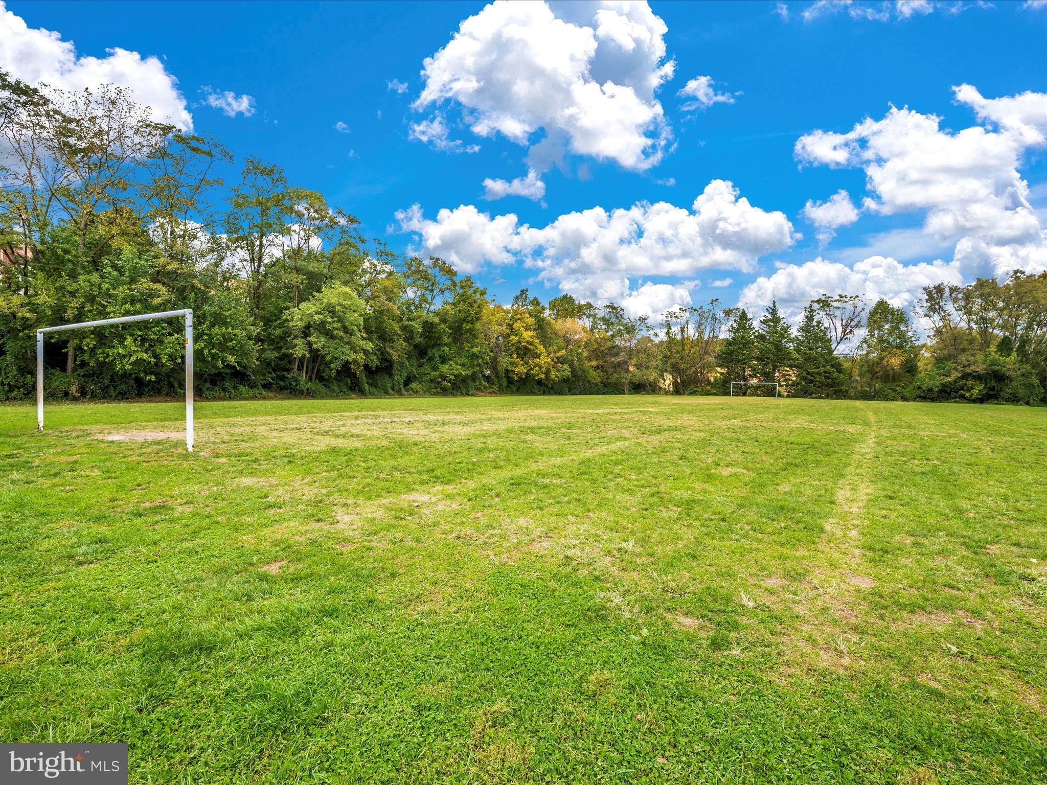 DEVONSHIRE EAST - Residential