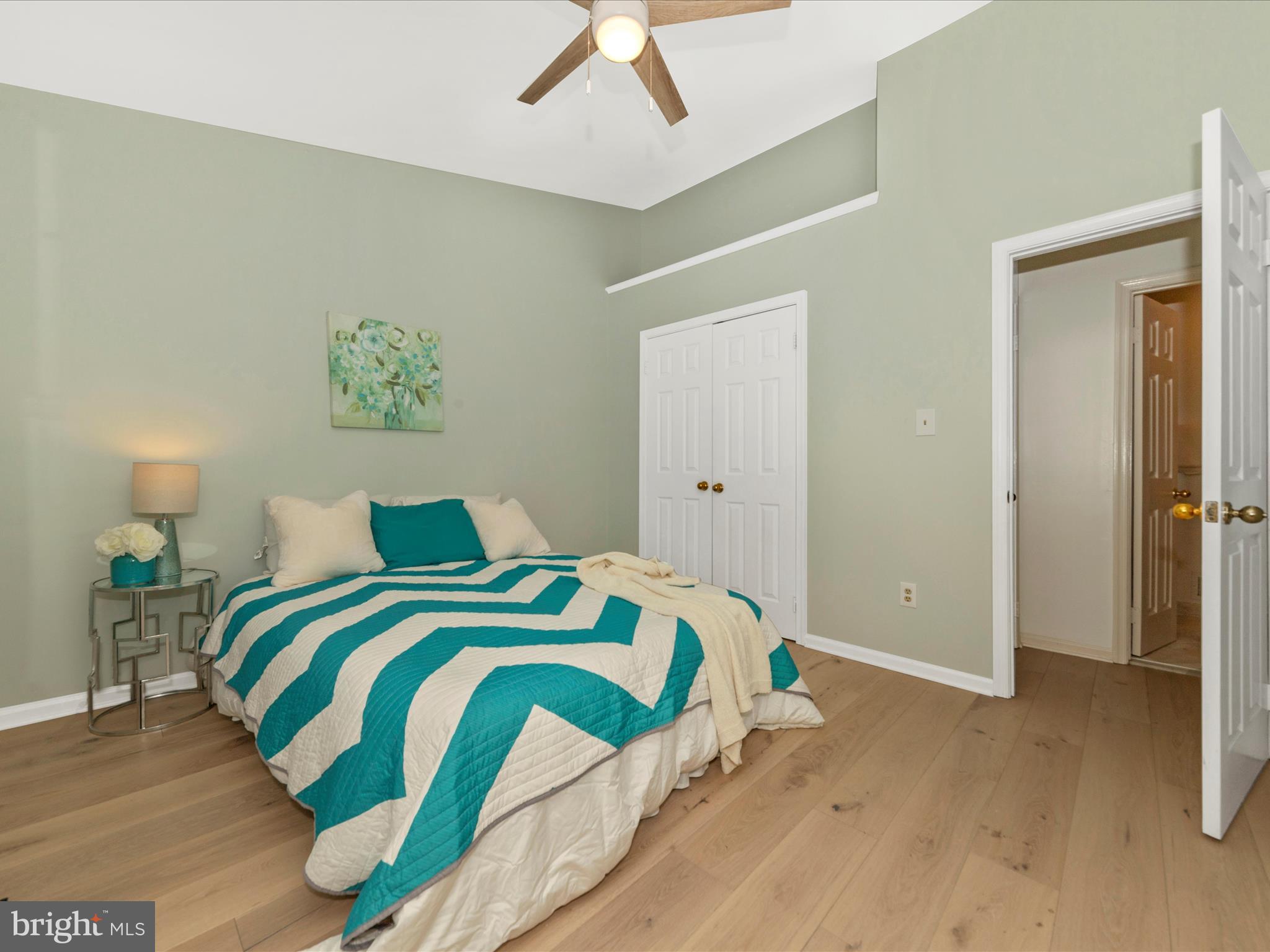 DEVONSHIRE EAST - Residential