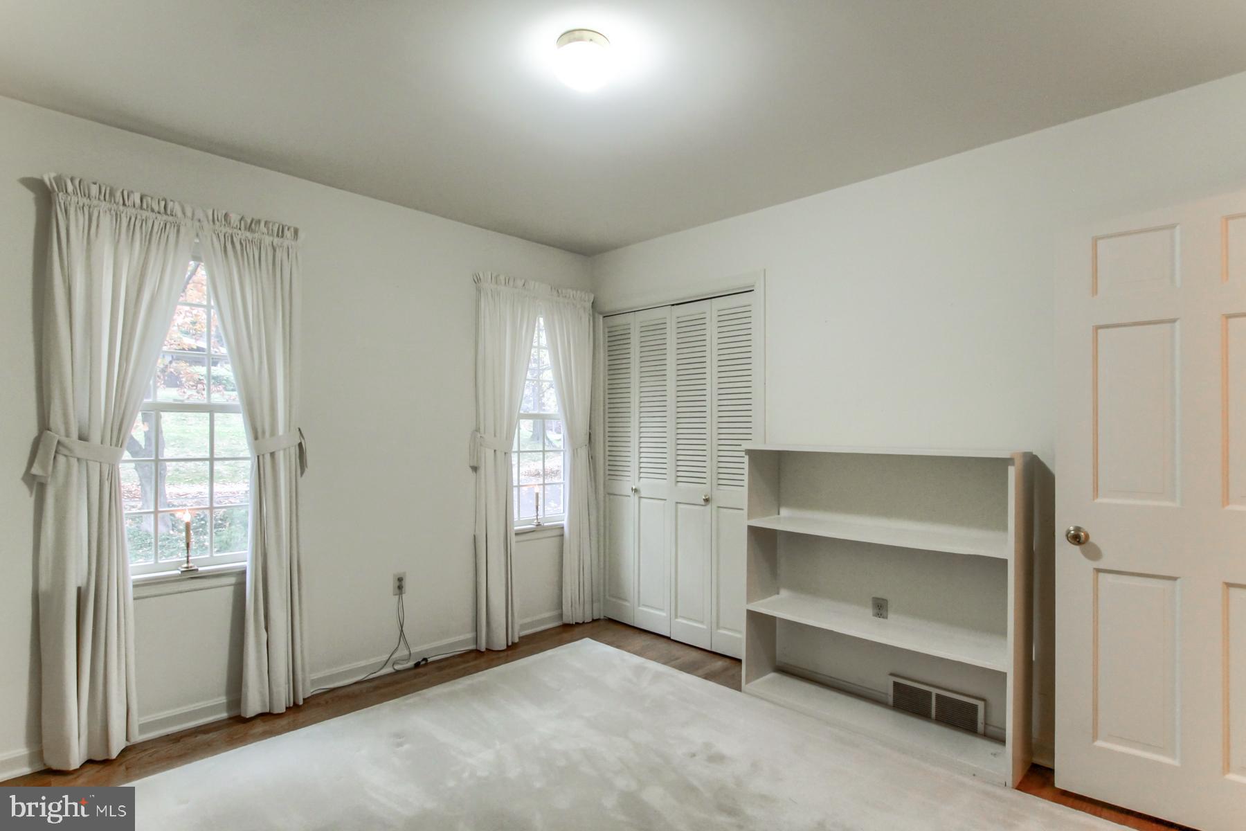 PENNSBORO MANOR - Residential
