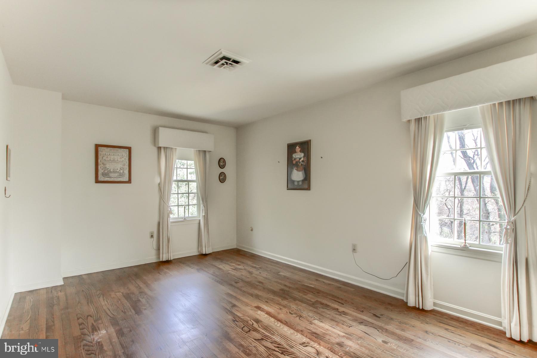 PENNSBORO MANOR - Residential