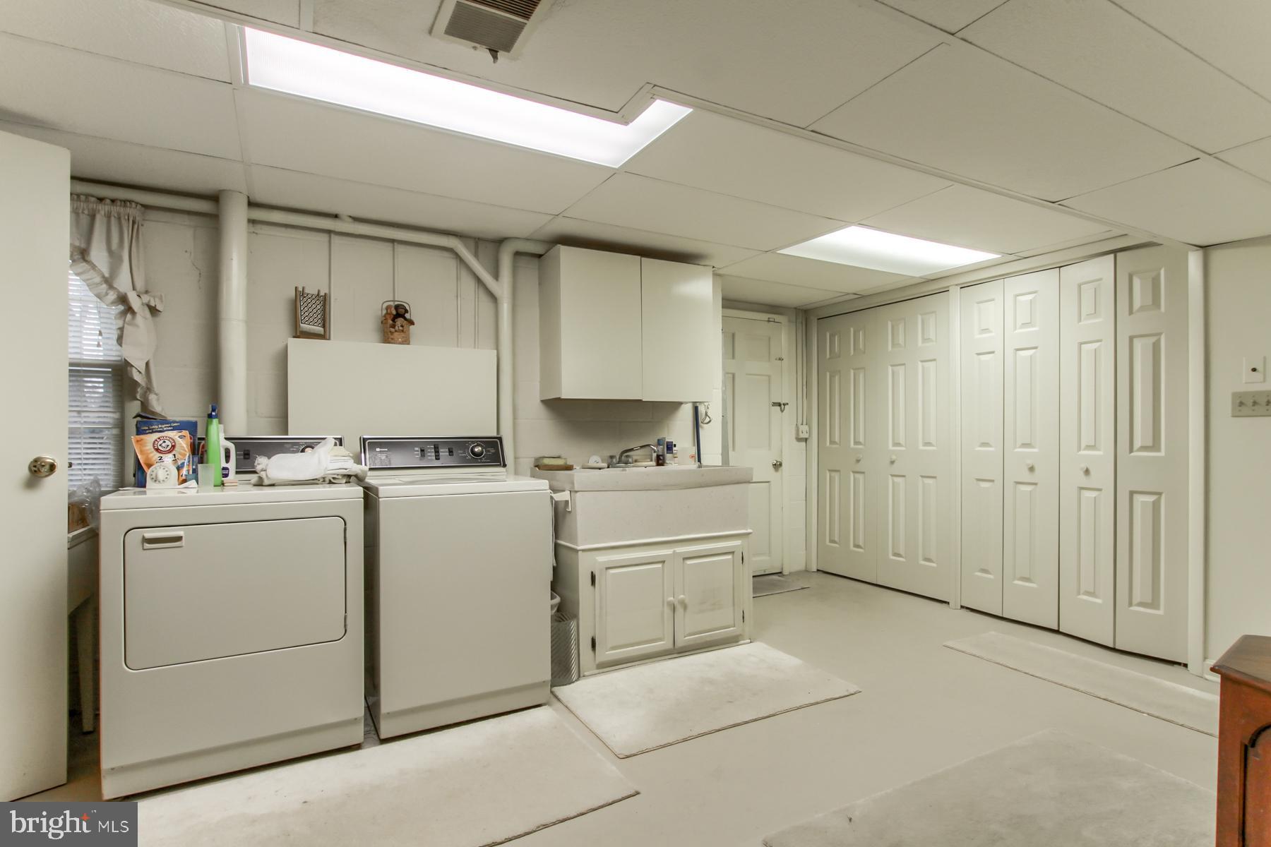 PENNSBORO MANOR - Residential