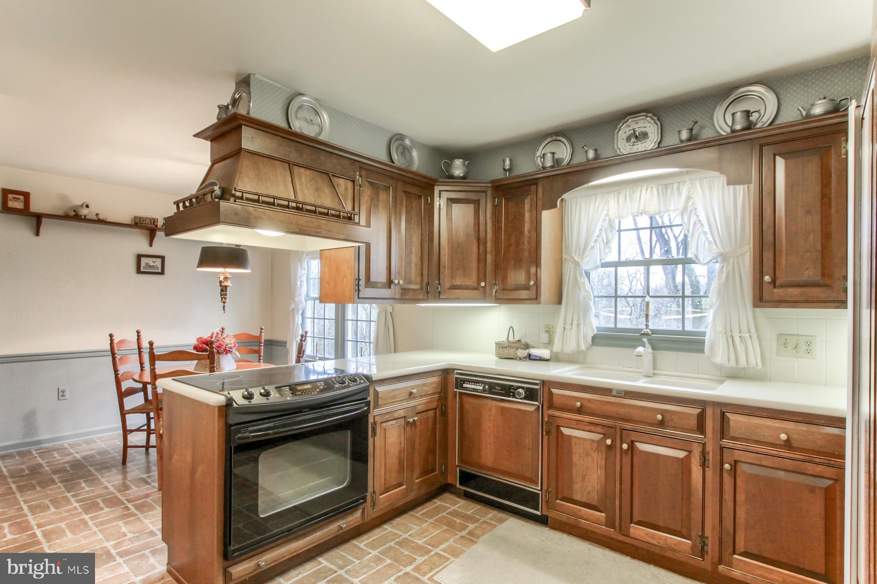 PENNSBORO MANOR - Residential