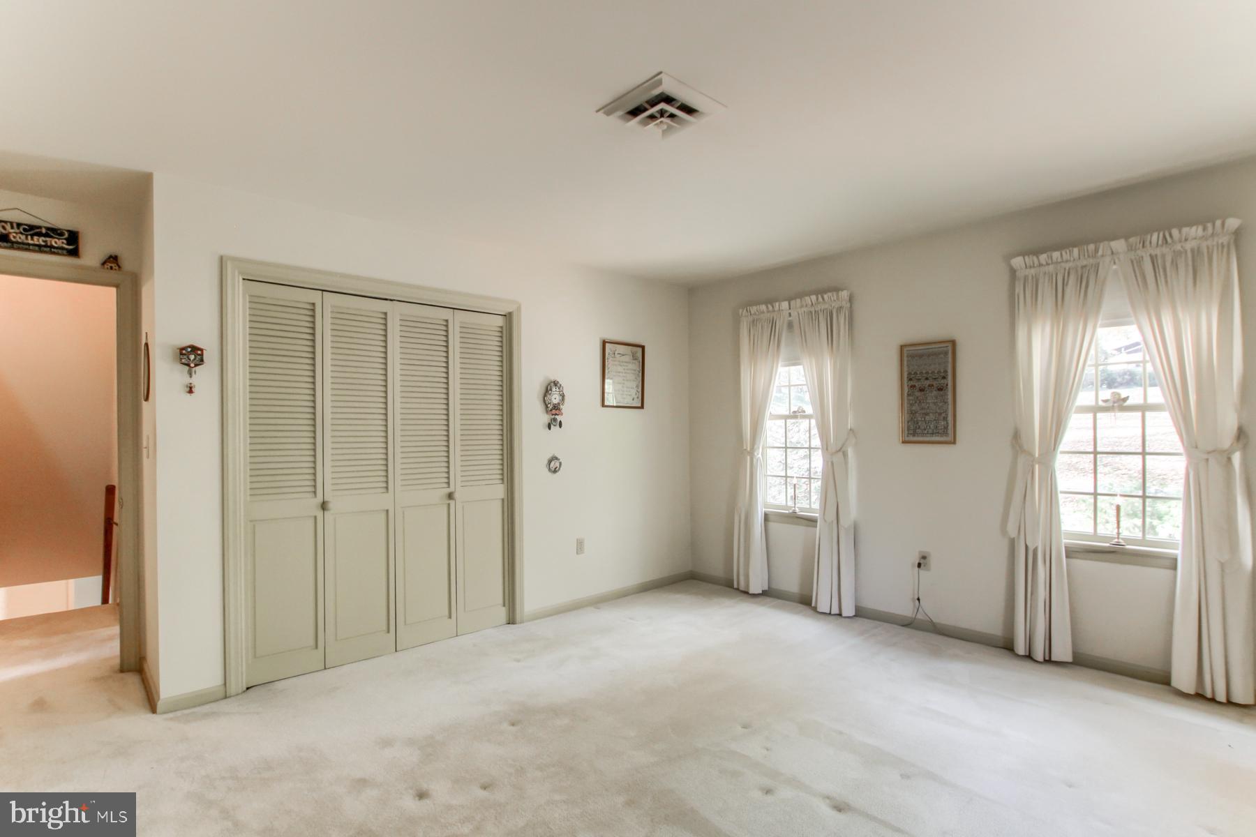 PENNSBORO MANOR - Residential