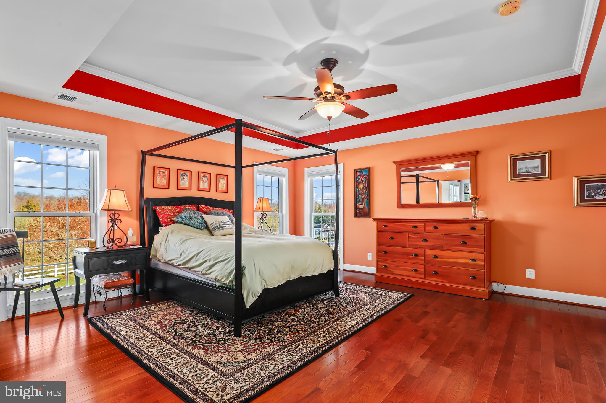 RED CEDAR - Residential