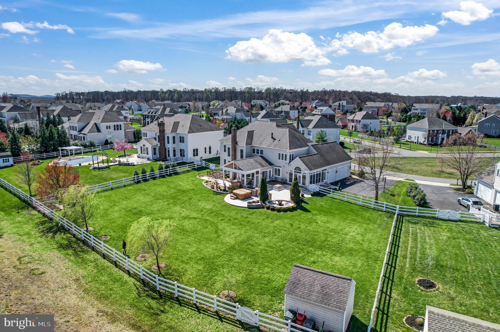 RED CEDAR - Residential