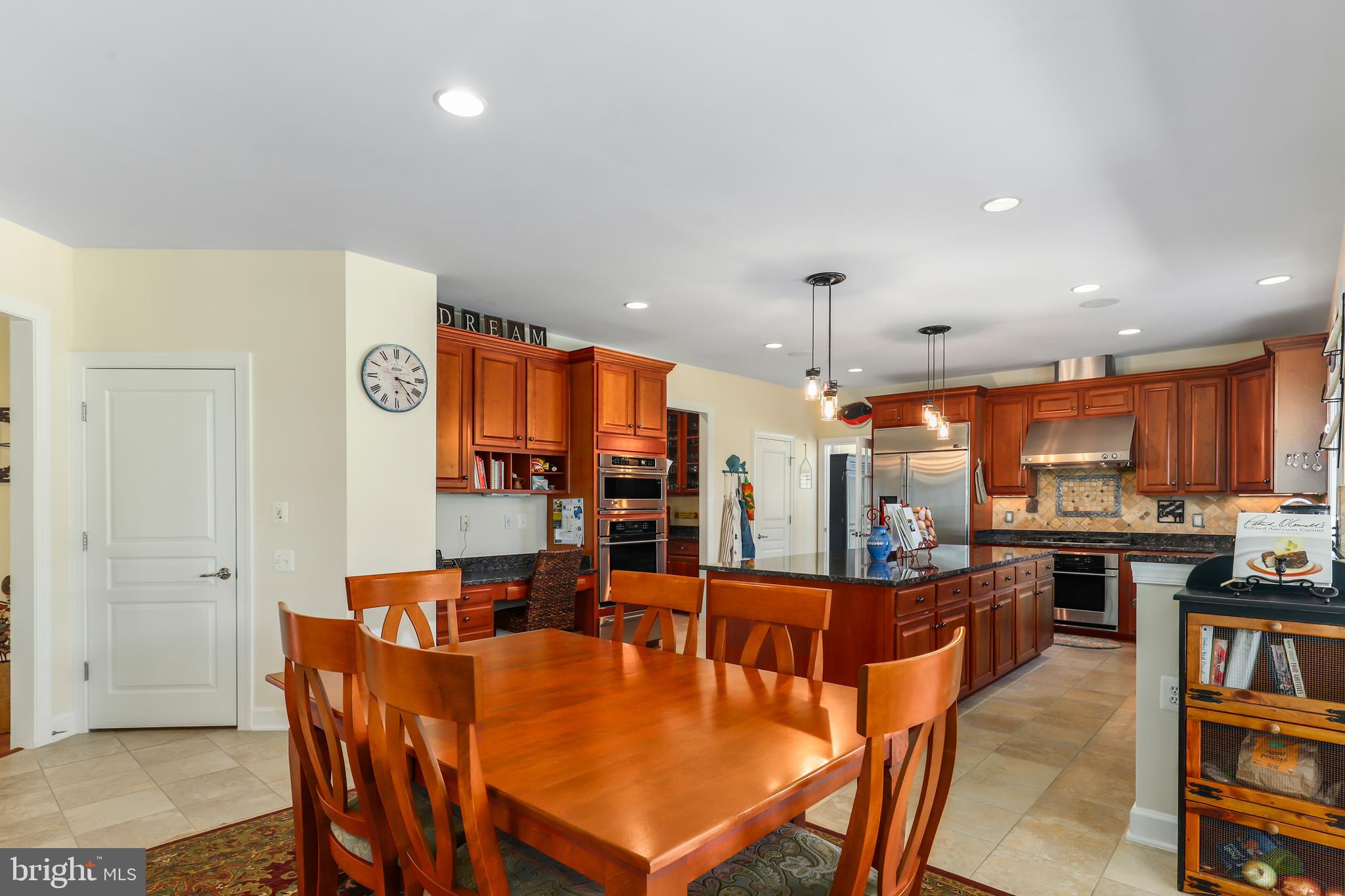 RED CEDAR - Residential