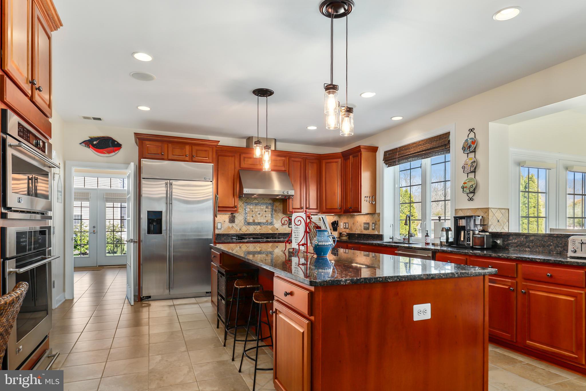 RED CEDAR - Residential