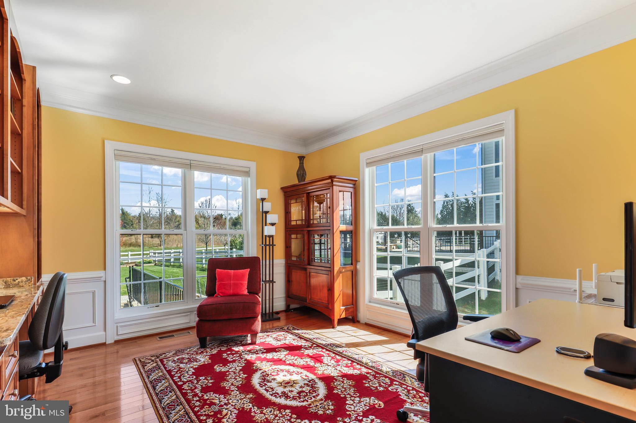 RED CEDAR - Residential