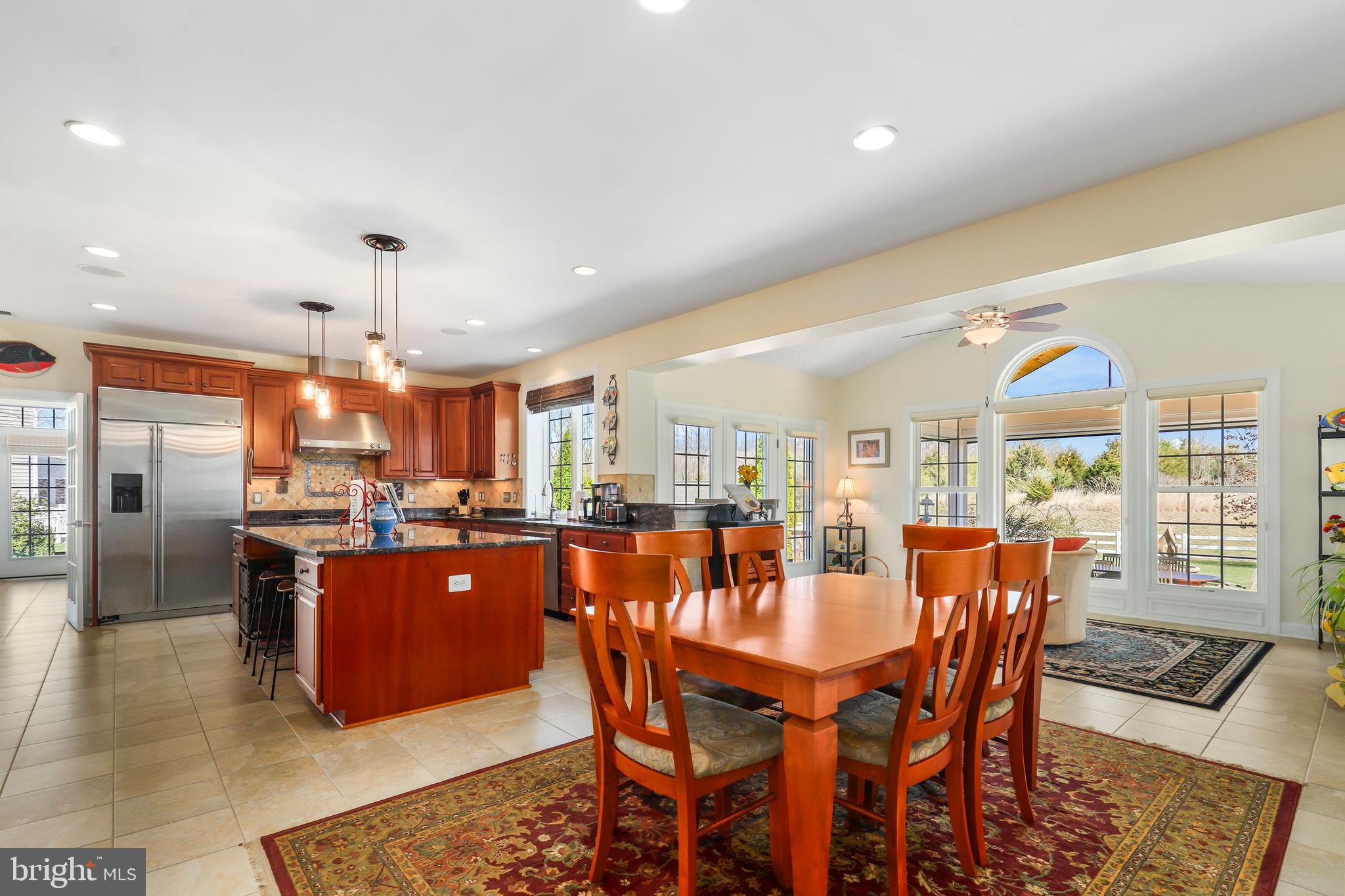 RED CEDAR - Residential