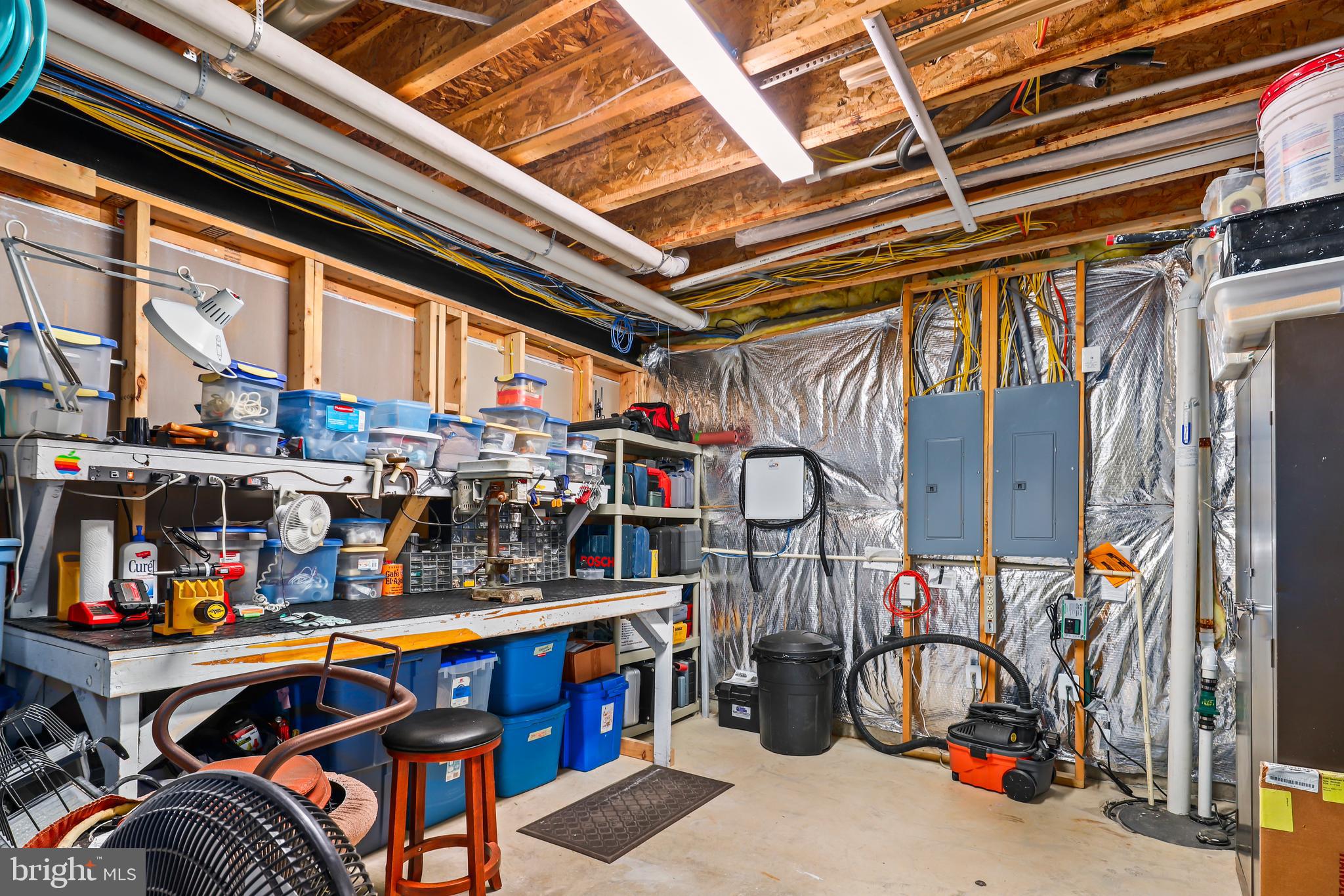 RED CEDAR - Residential