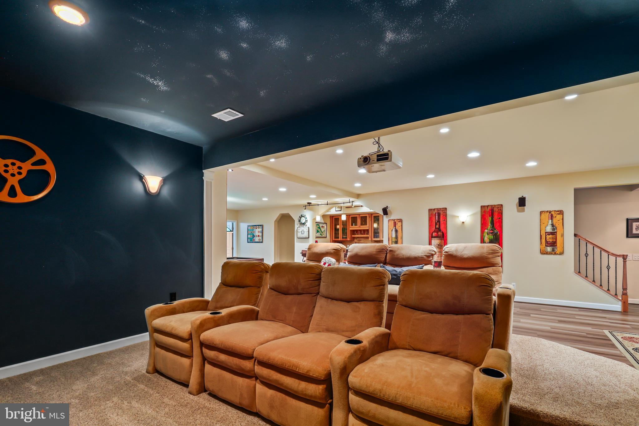 RED CEDAR - Residential