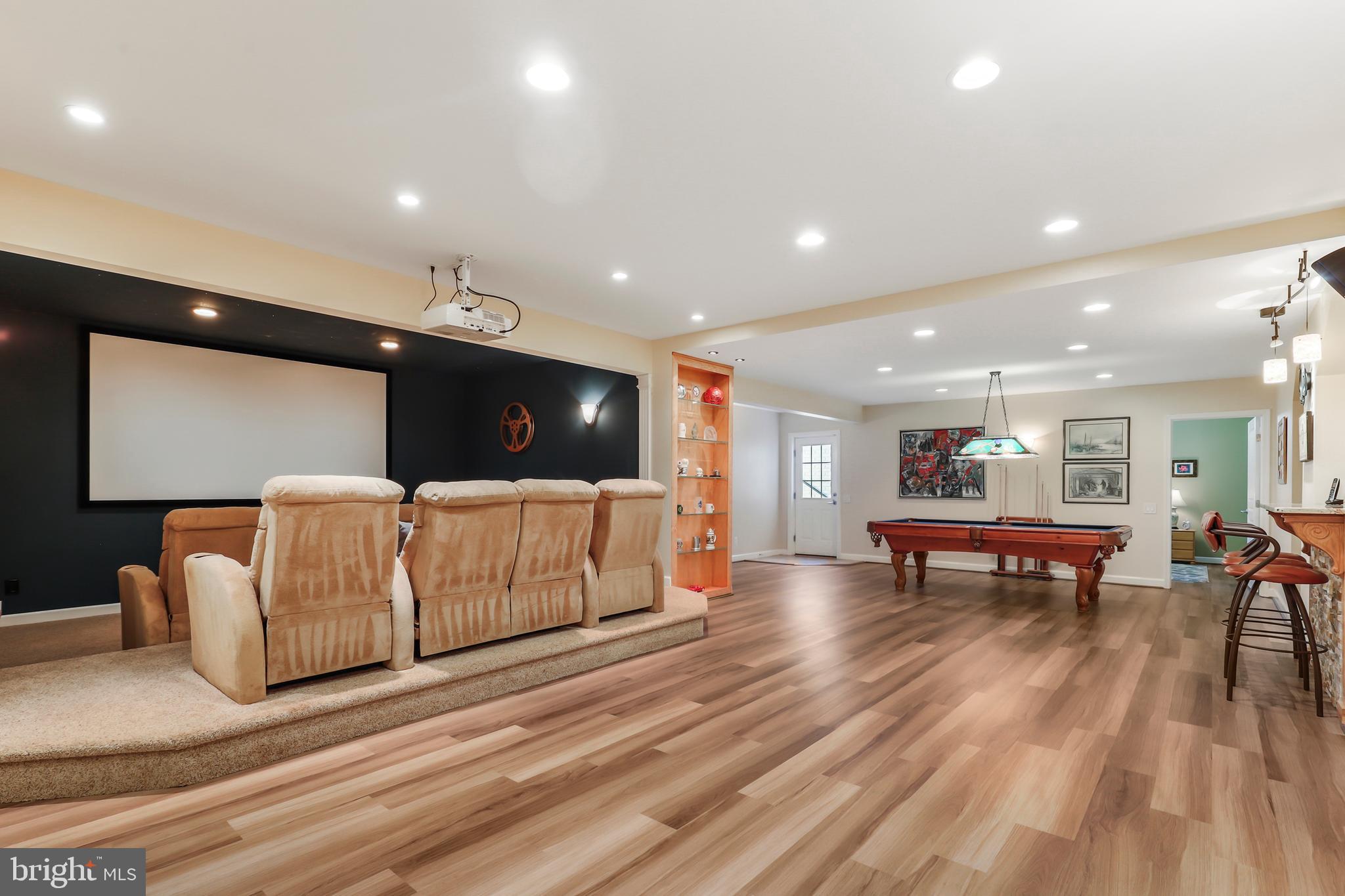 RED CEDAR - Residential