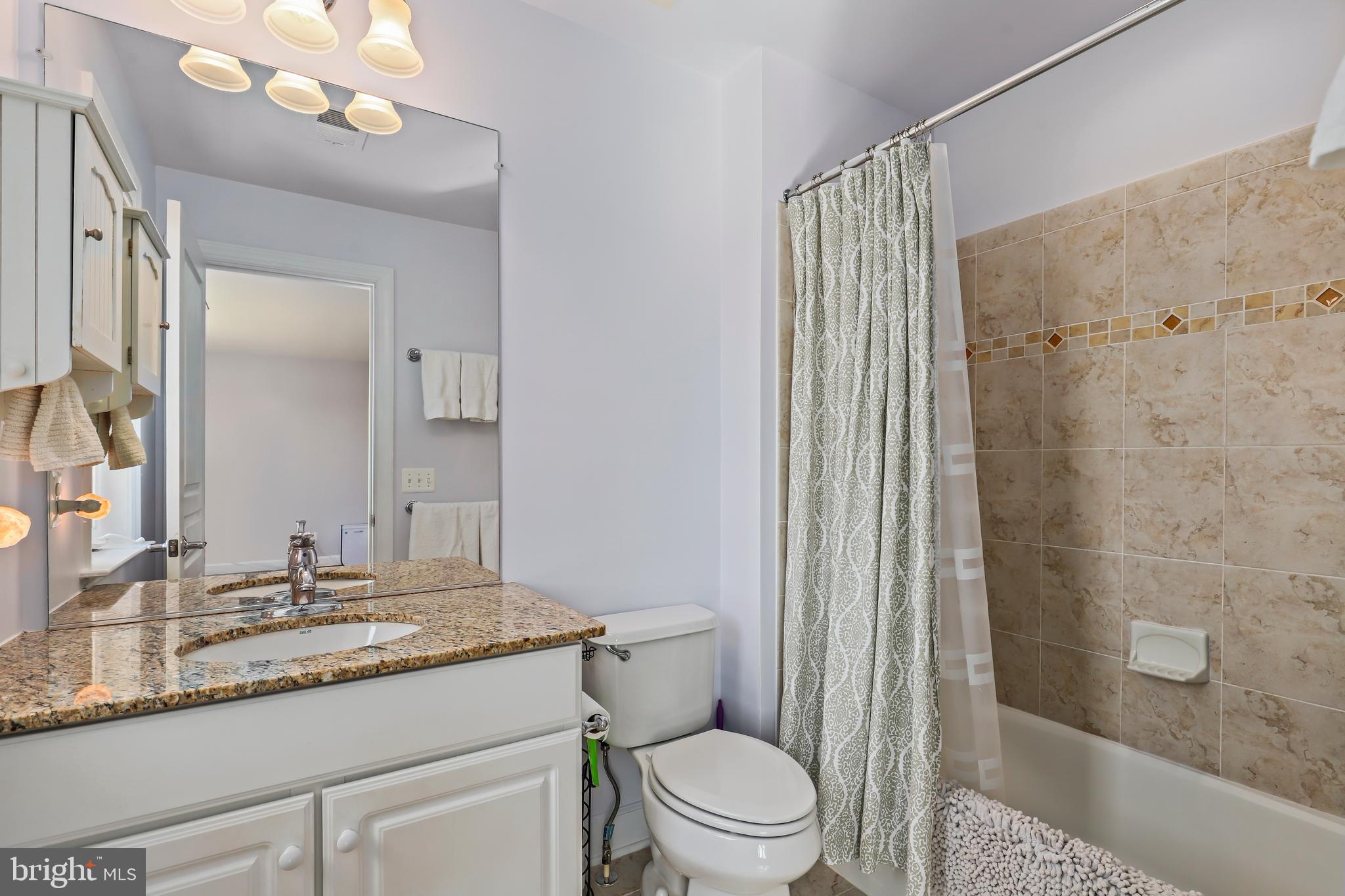 RED CEDAR - Residential