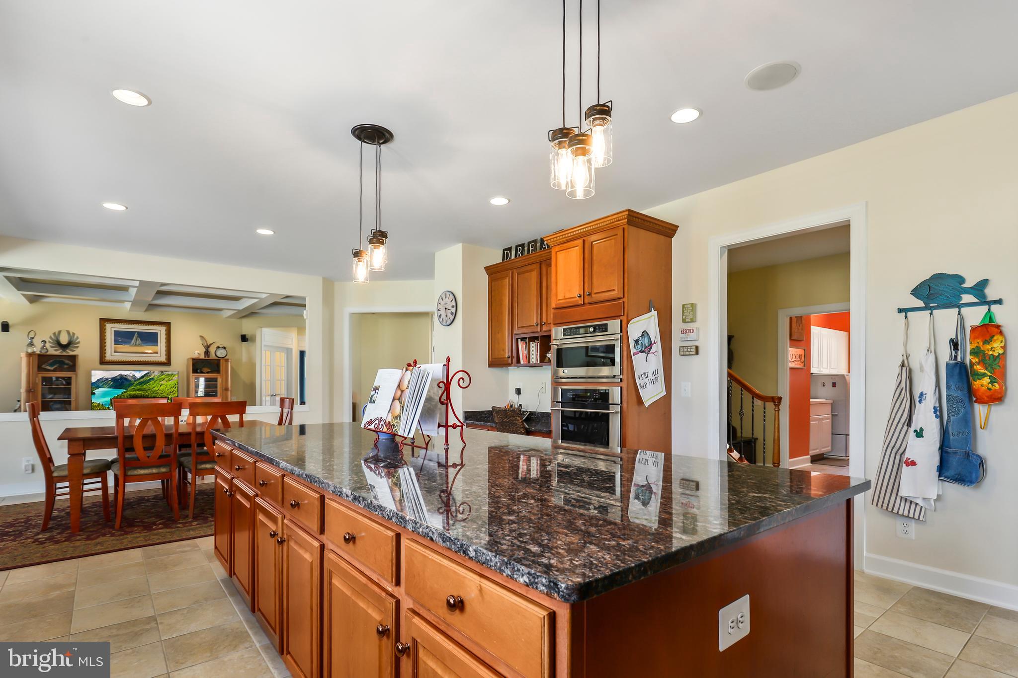 RED CEDAR - Residential