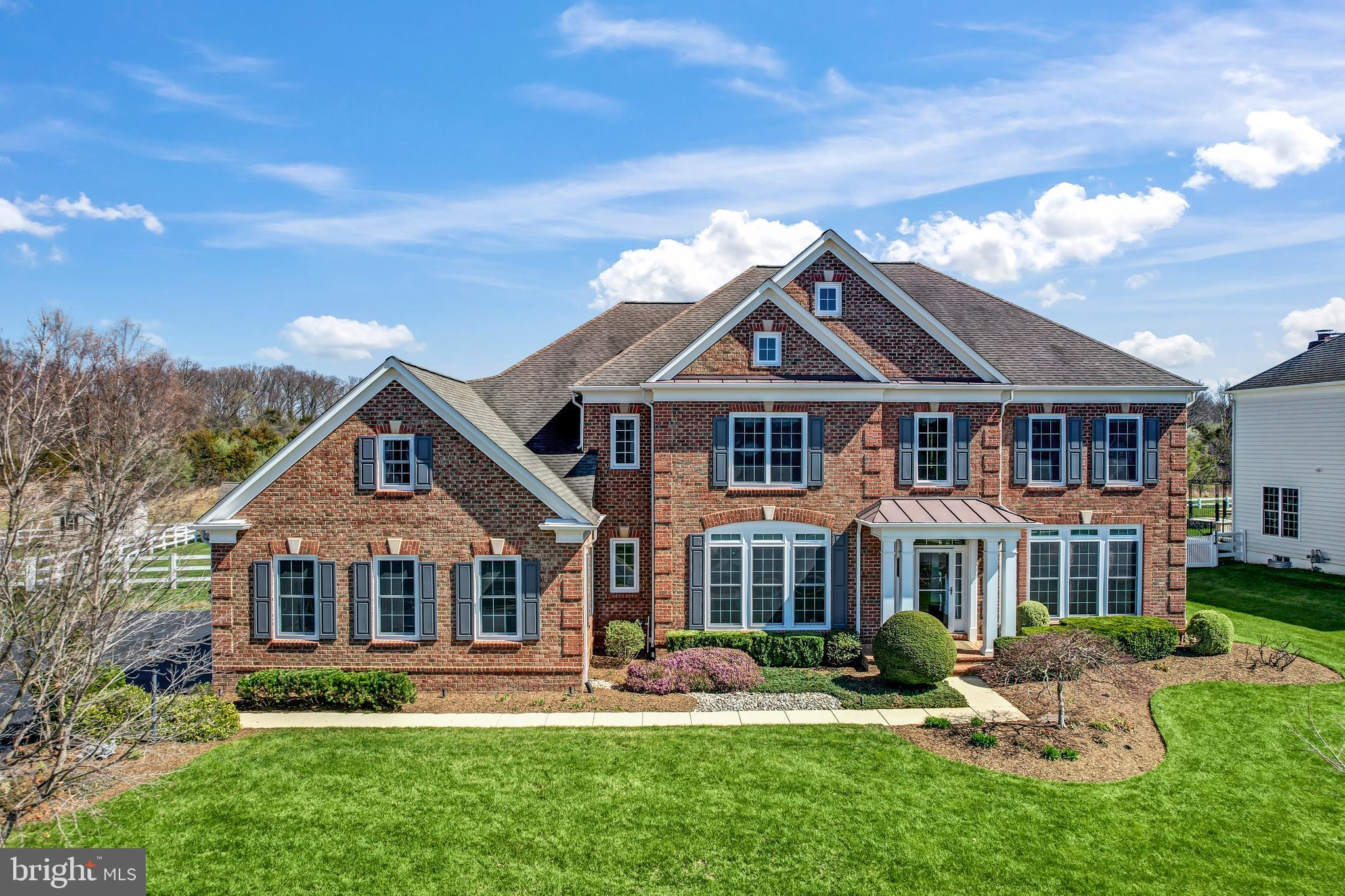 RED CEDAR - Residential