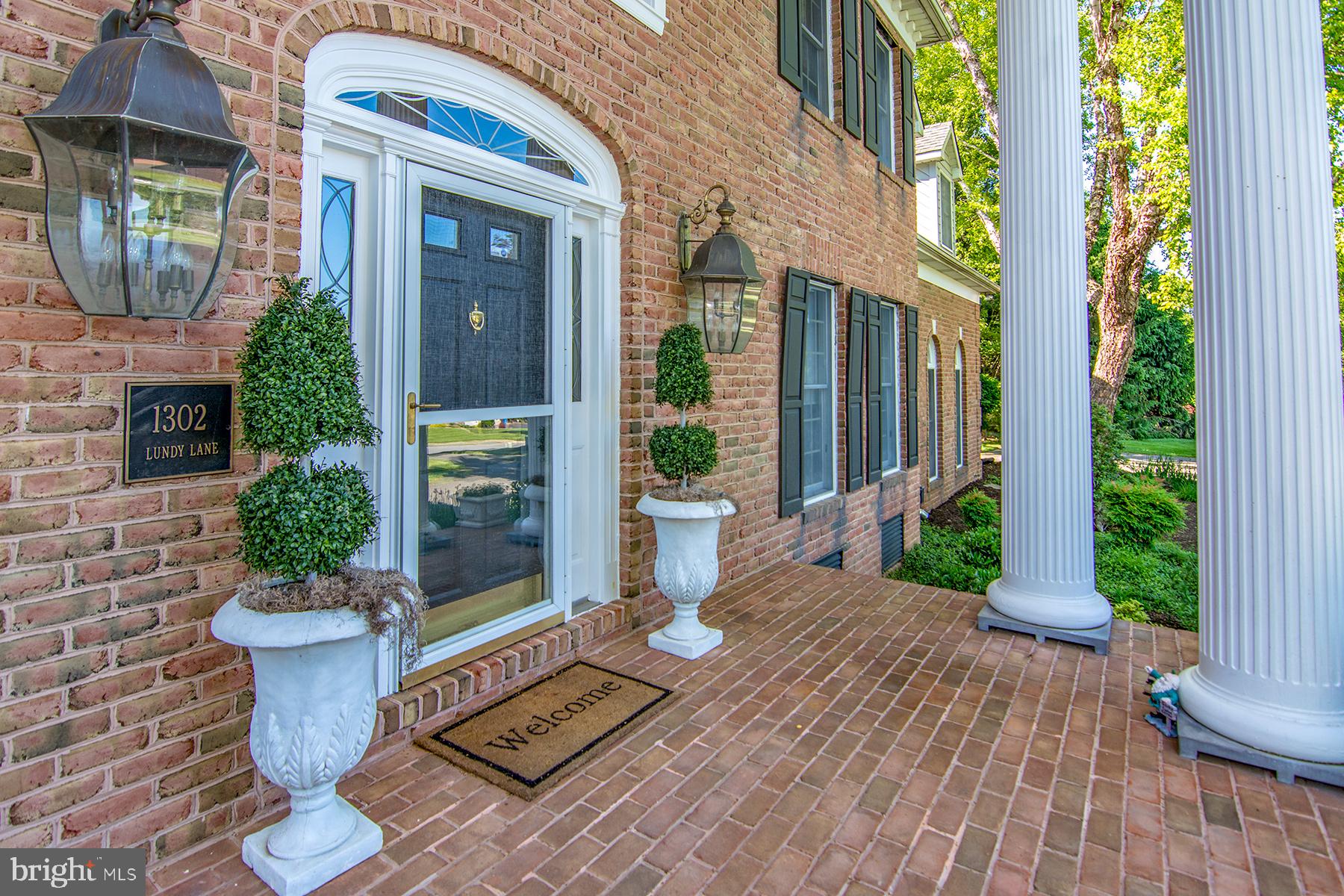 TODD LAKES - Residential