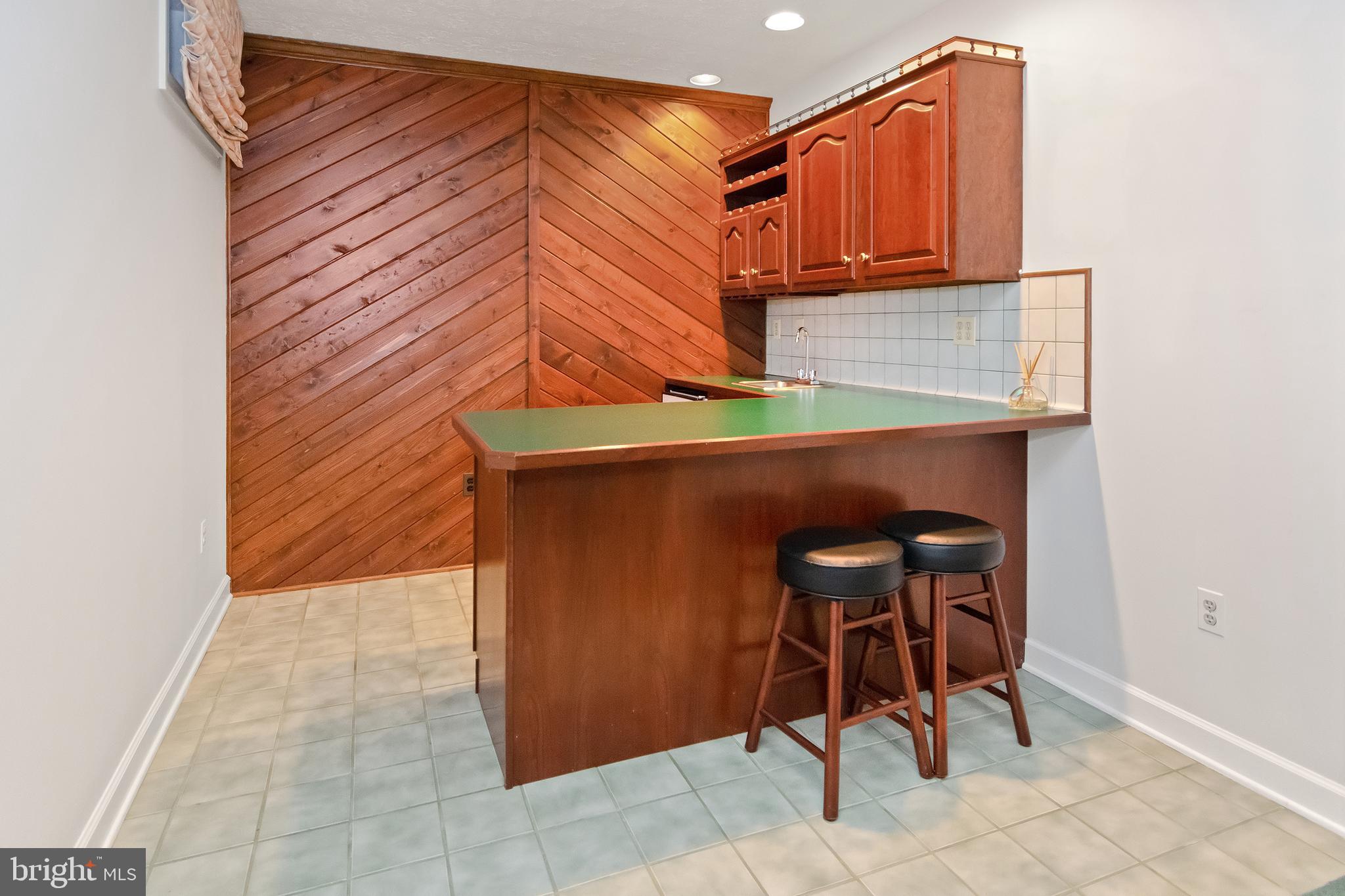 TODD LAKES - Residential