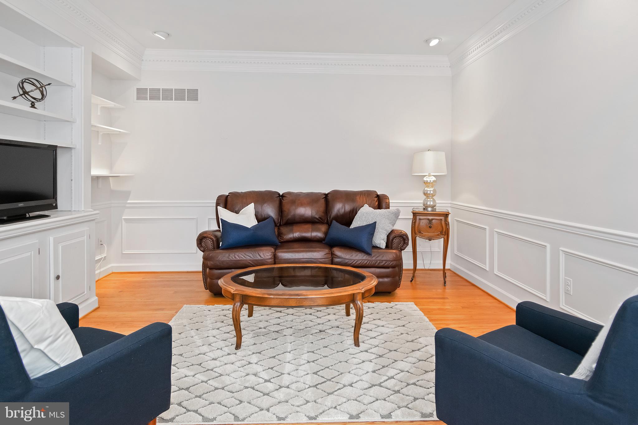 TODD LAKES - Residential