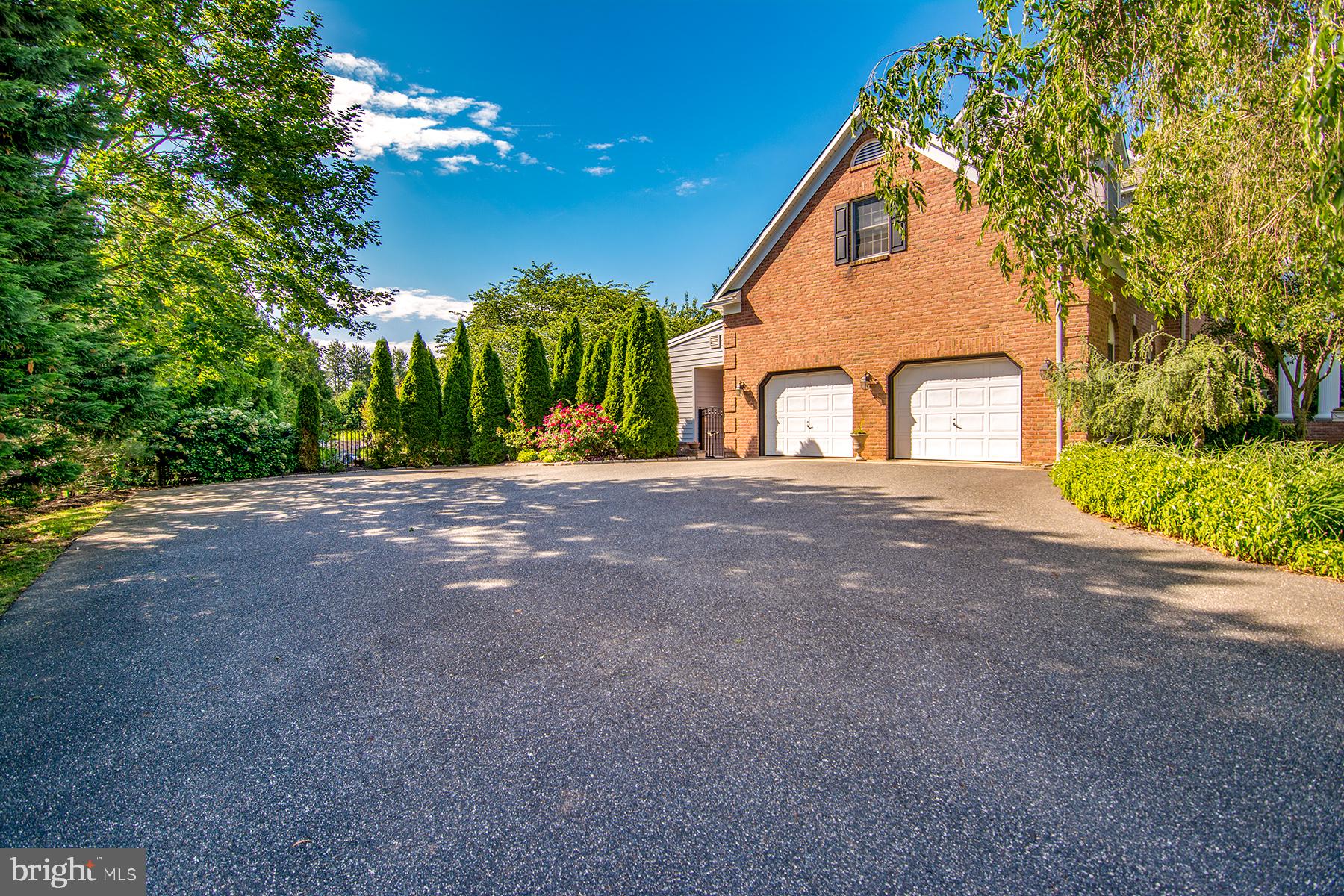 TODD LAKES - Residential