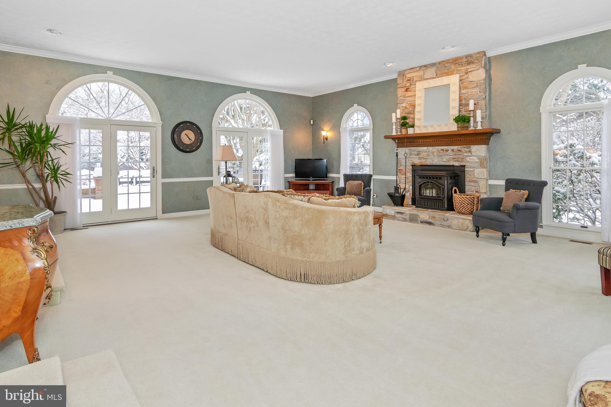 TODD LAKES - Residential