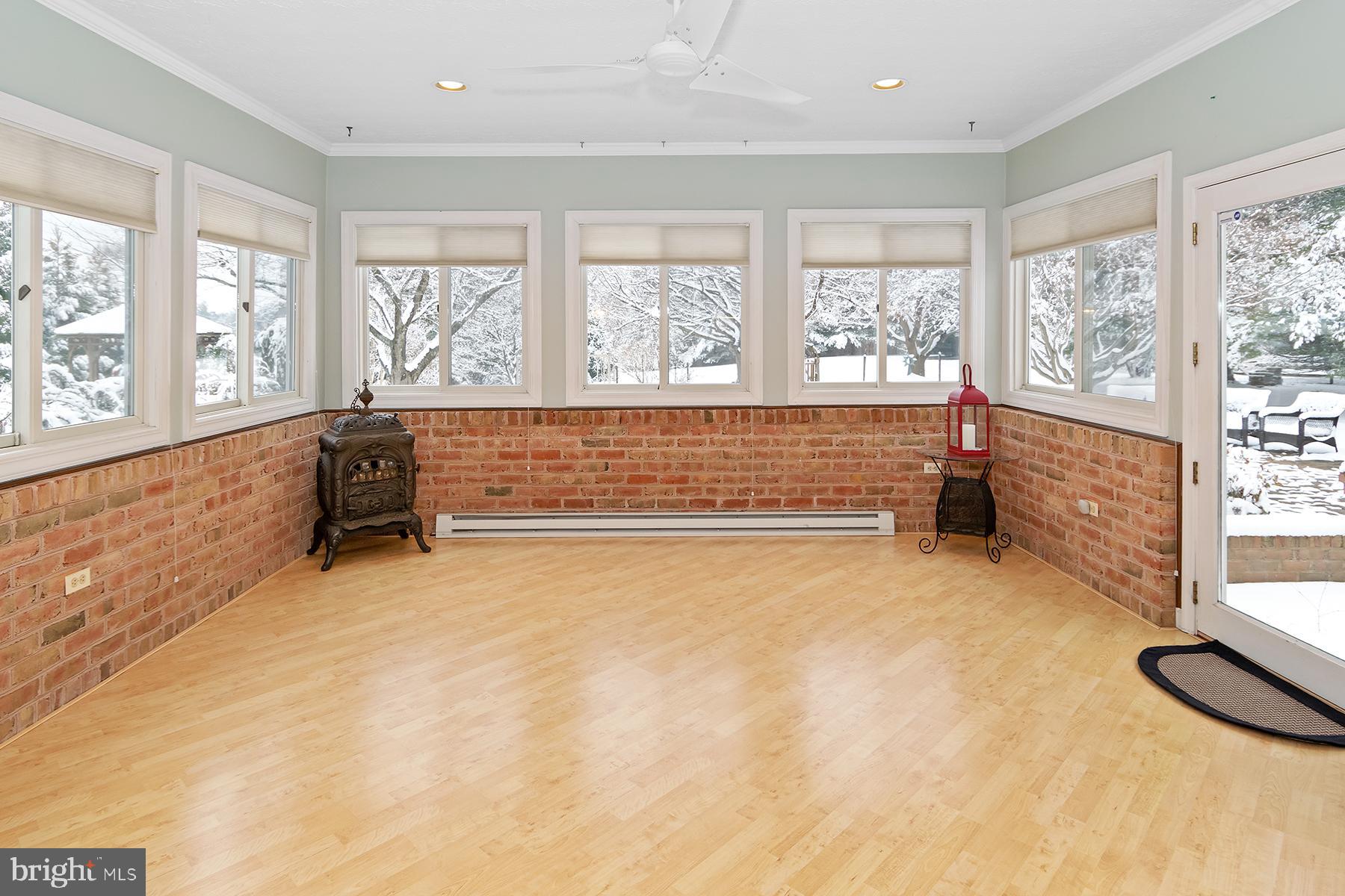 TODD LAKES - Residential