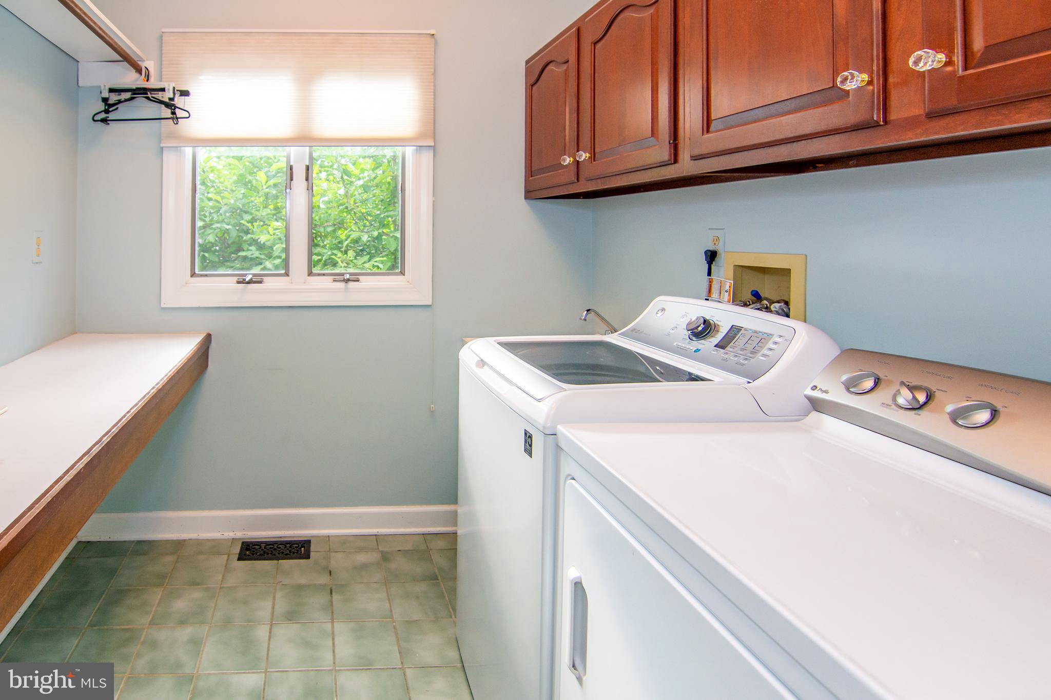 TODD LAKES - Residential