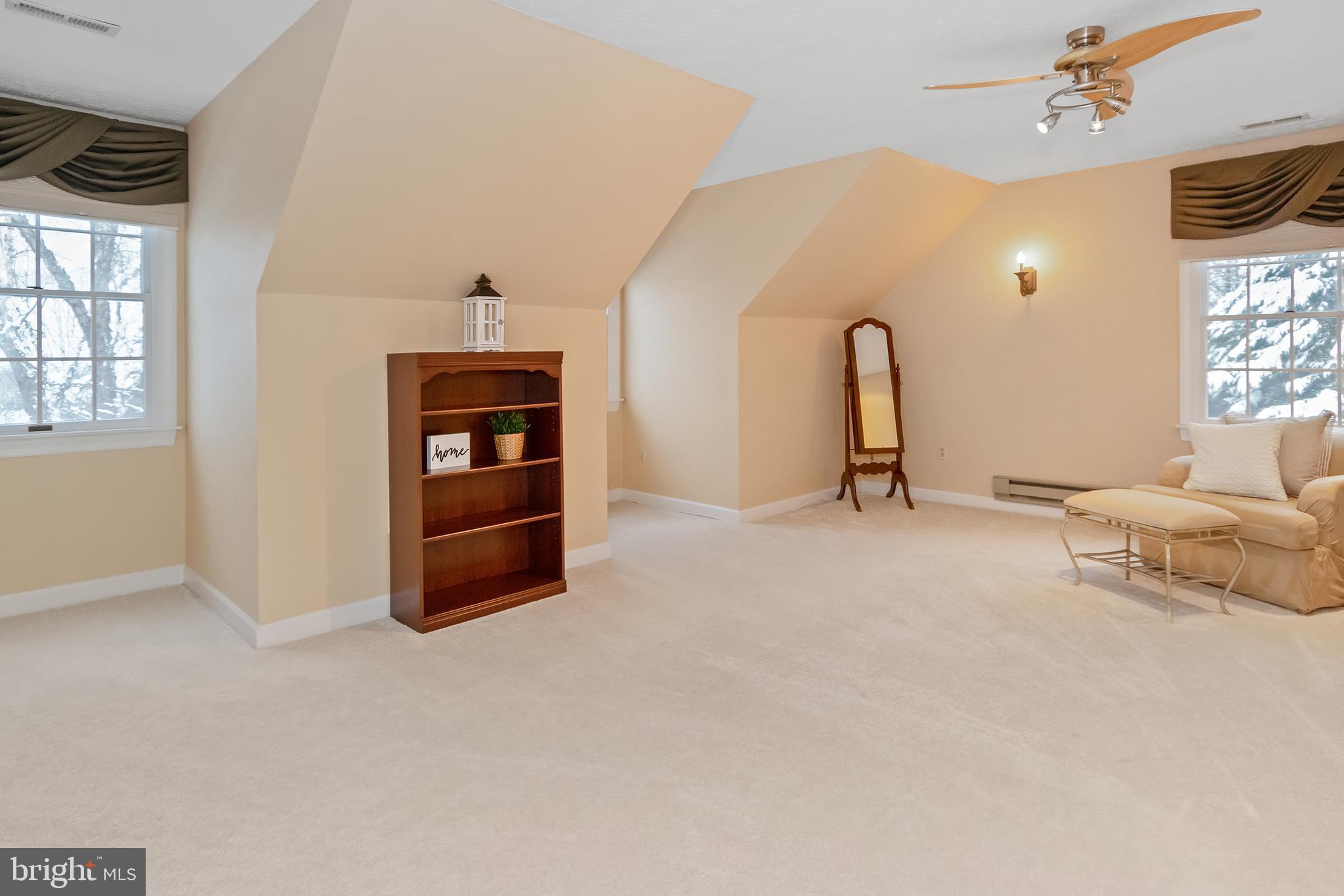 TODD LAKES - Residential