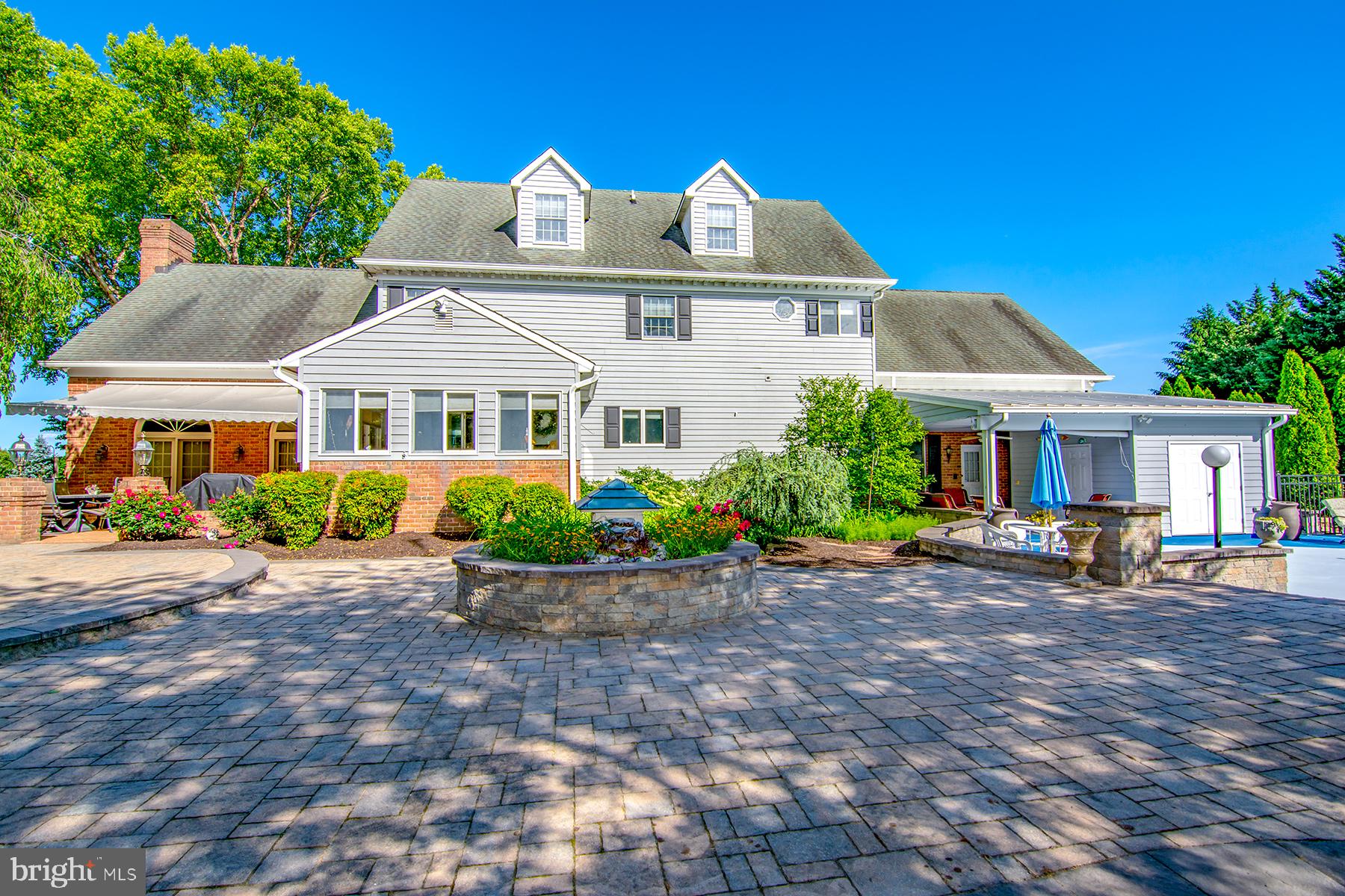 TODD LAKES - Residential