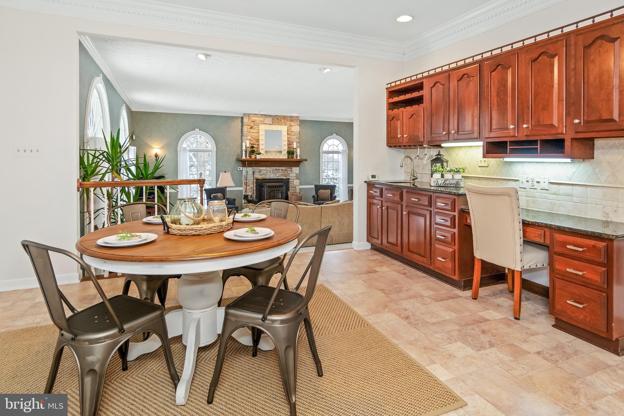 TODD LAKES - Residential