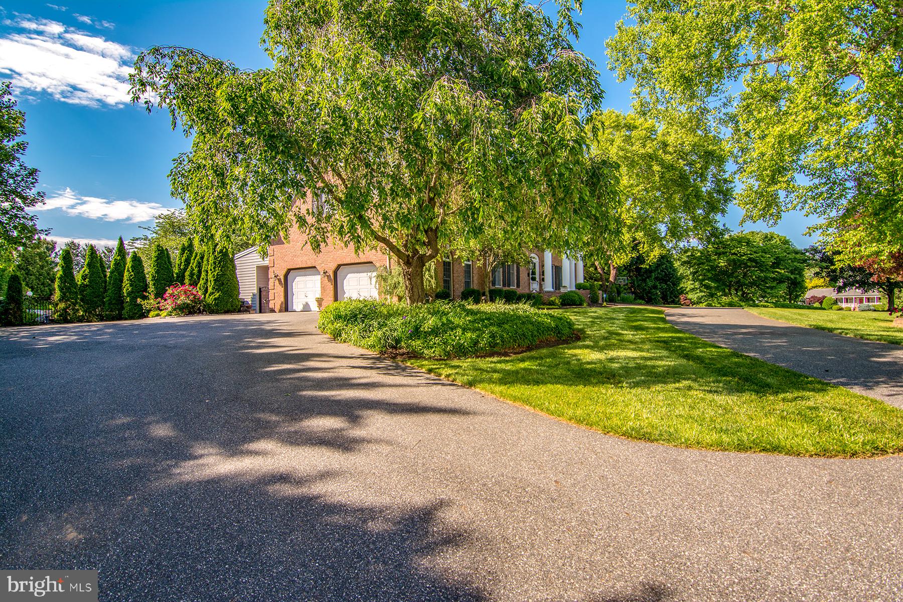 TODD LAKES - Residential