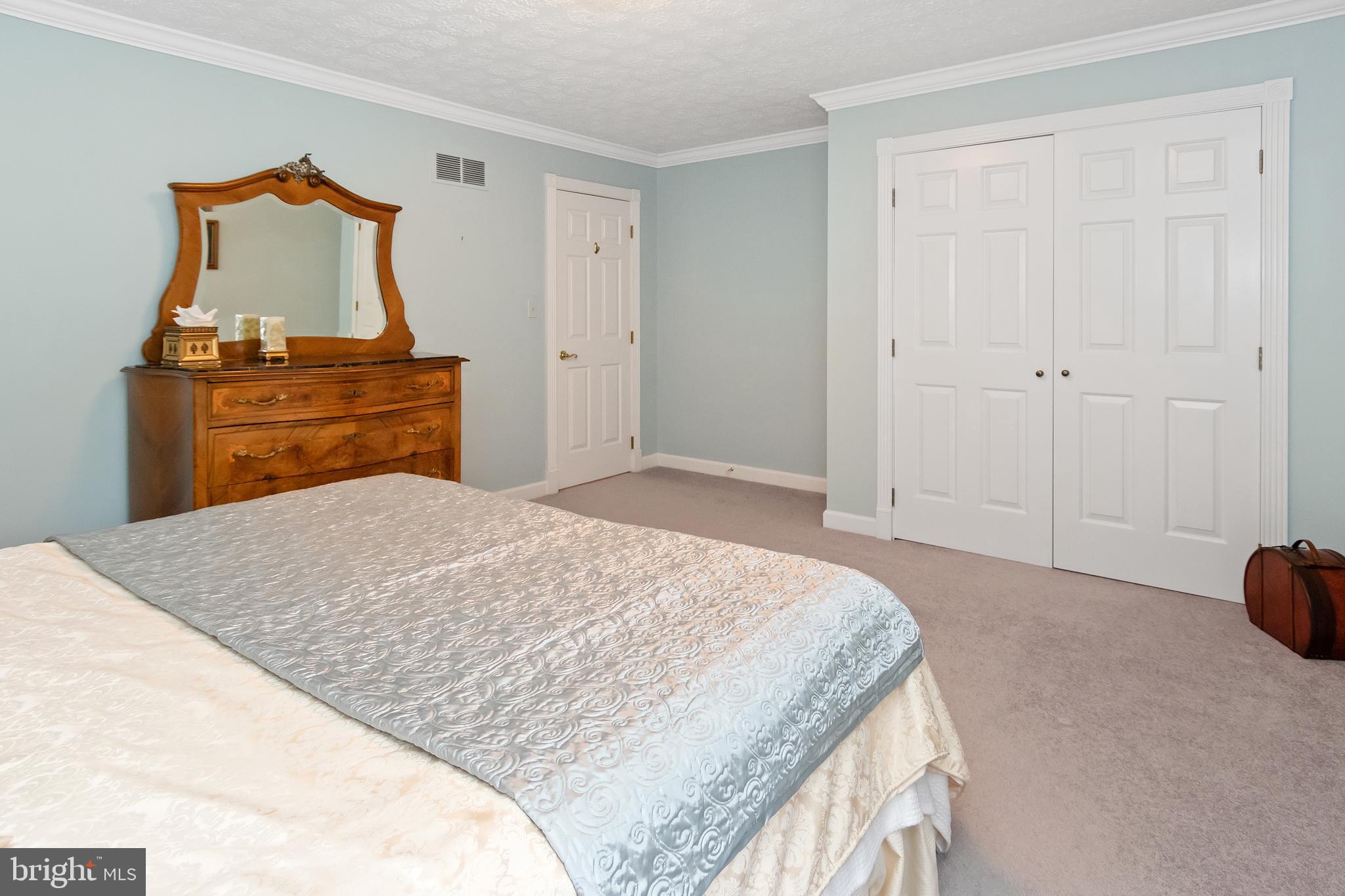 TODD LAKES - Residential