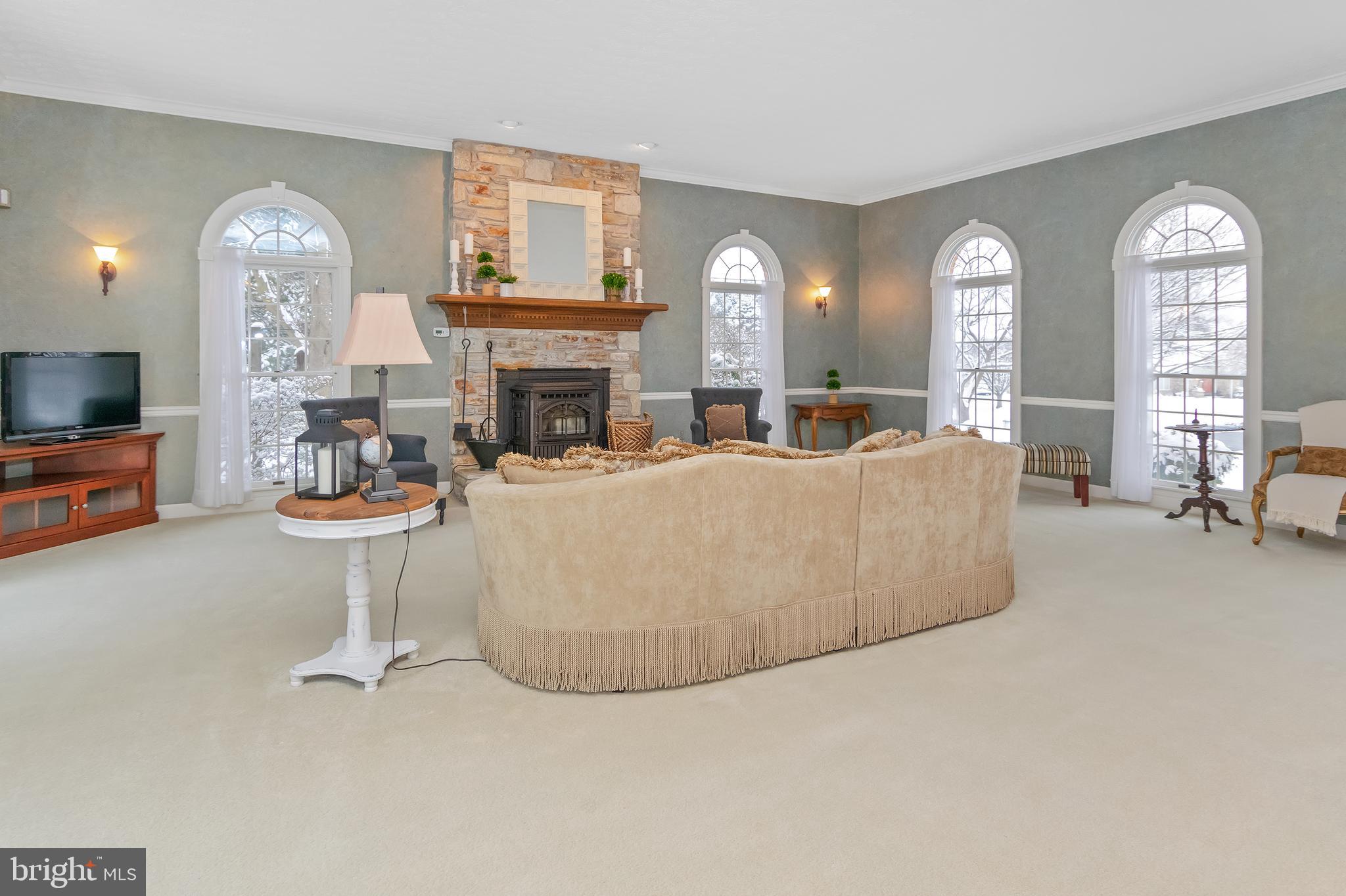 TODD LAKES - Residential