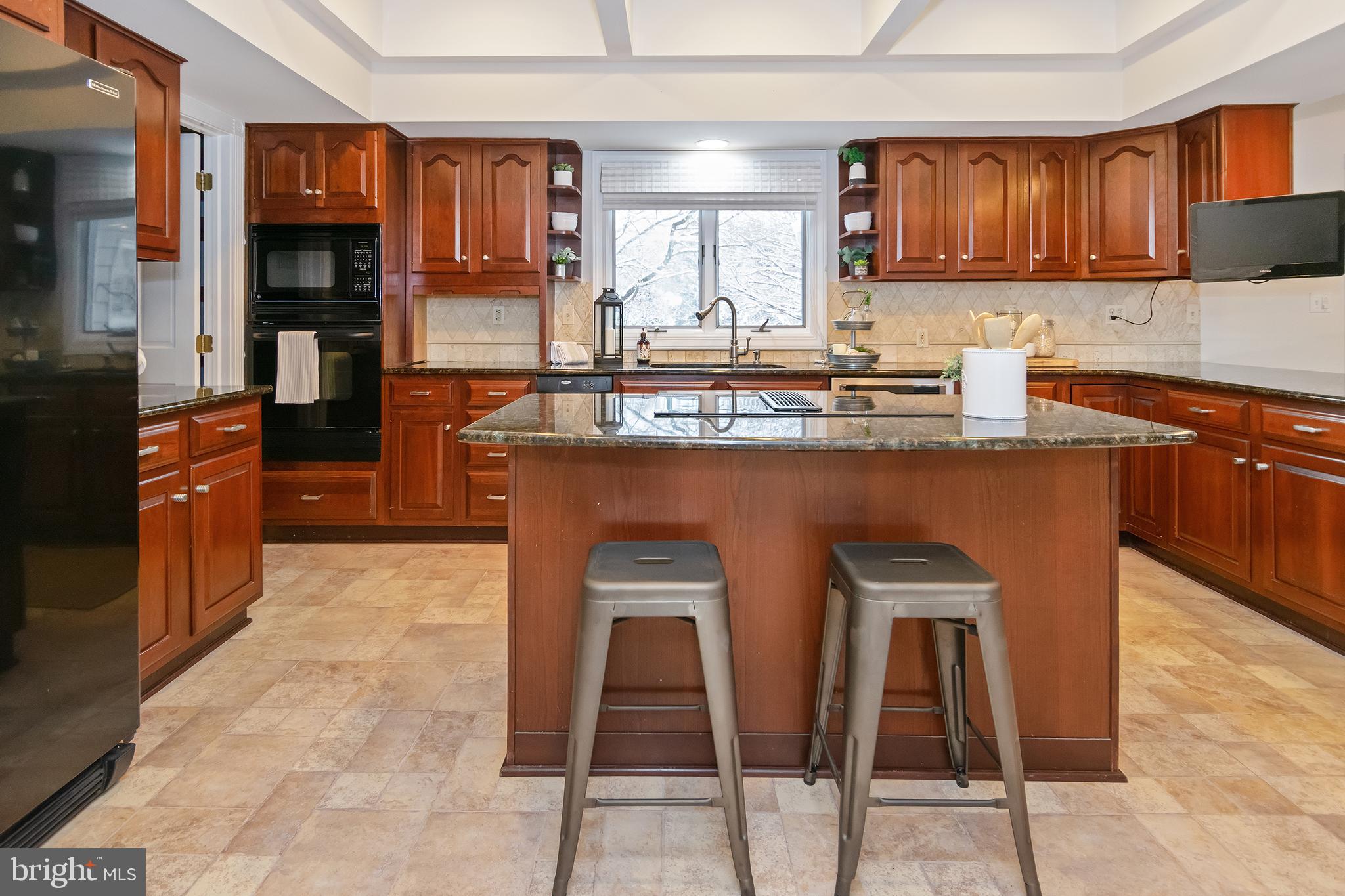 TODD LAKES - Residential