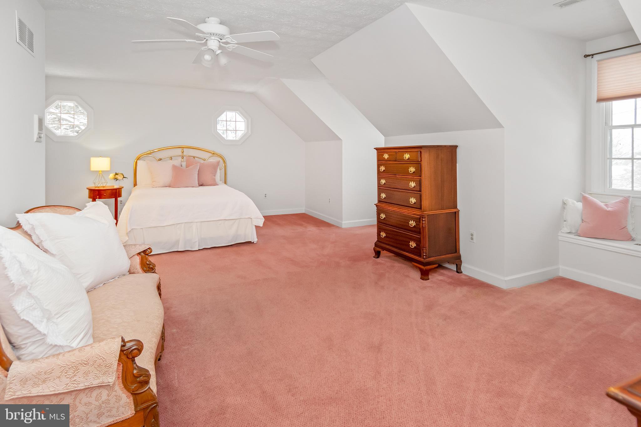 TODD LAKES - Residential