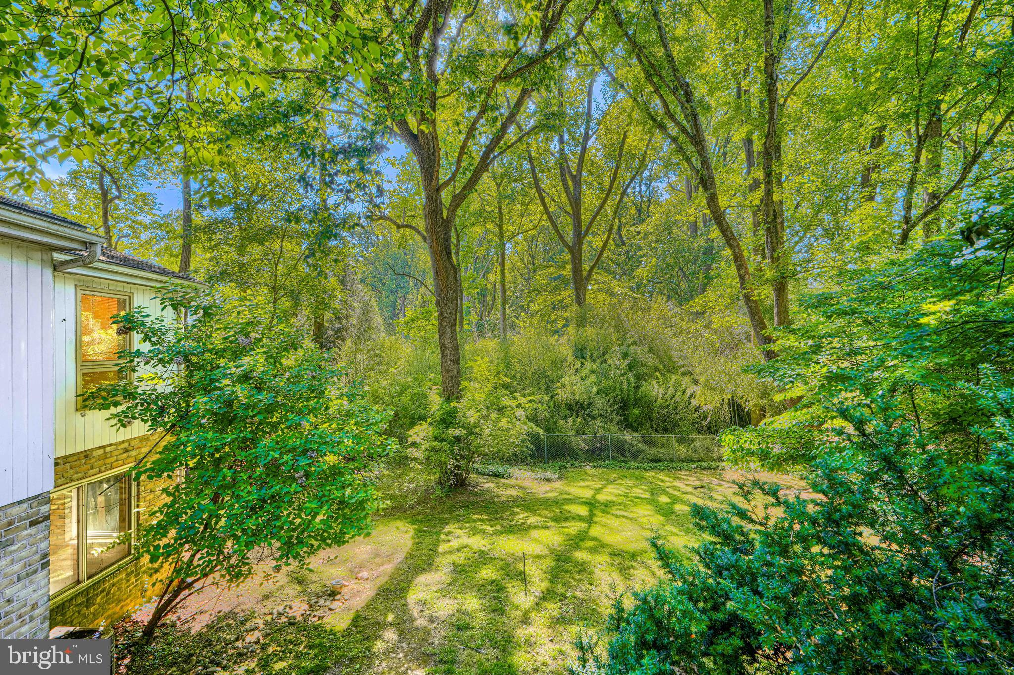 2 KENMONT COURT